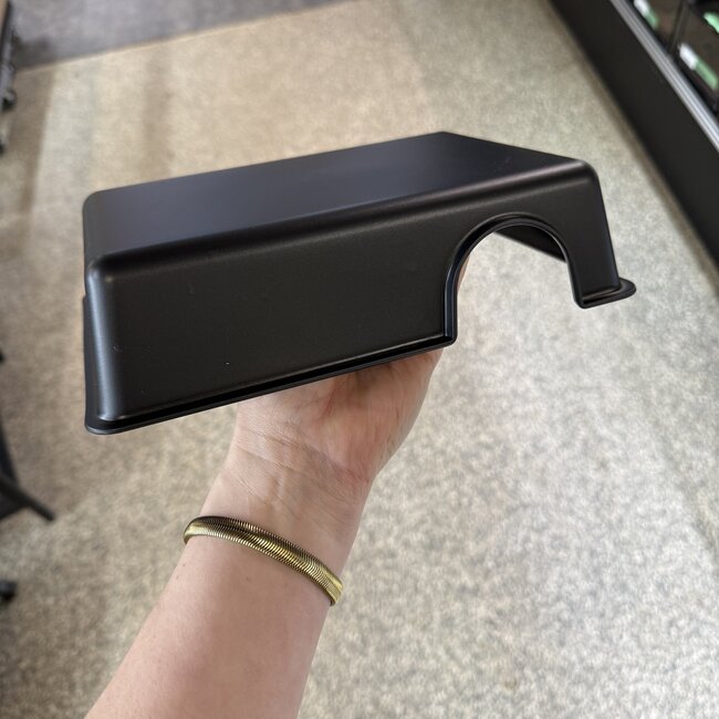 Roonami PVC Reptile Hide Matte Medium 9x6.5x2.5"