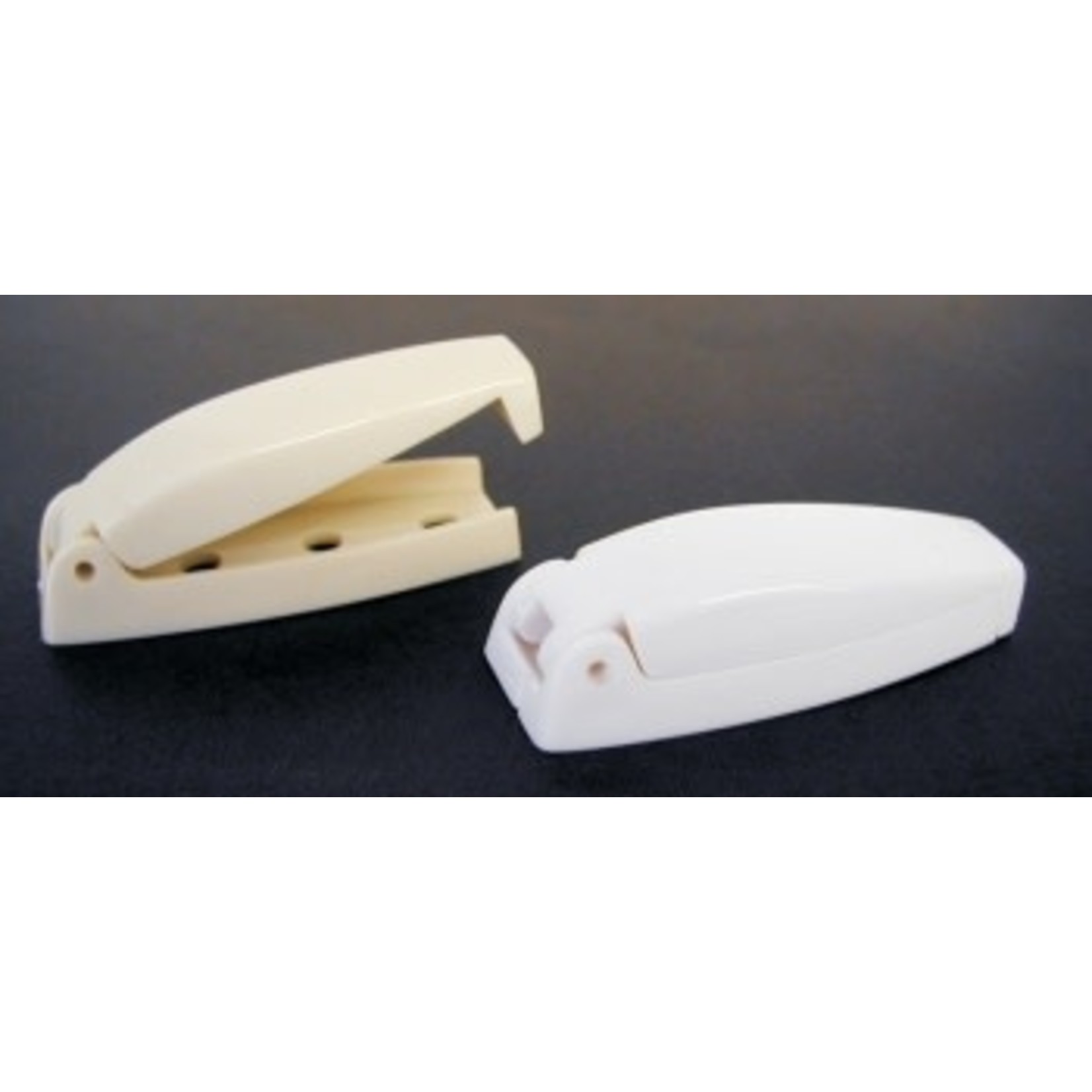 Prime Products Catch, Bullet Style Col/White