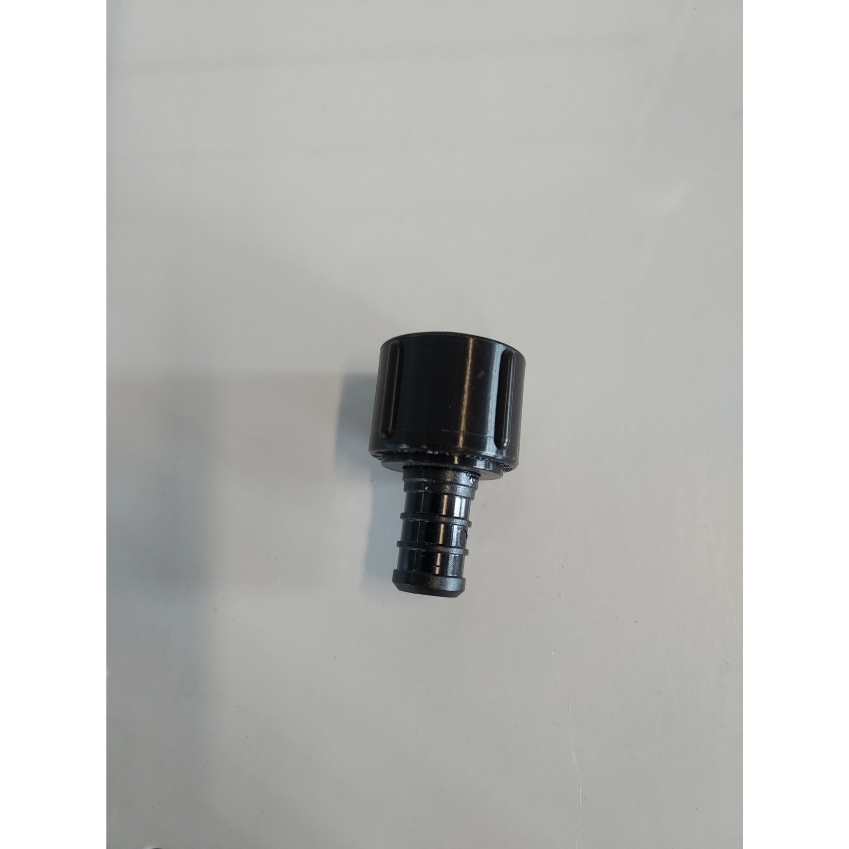 SharkBite 1/2 x 1/2 FNPT  x pex