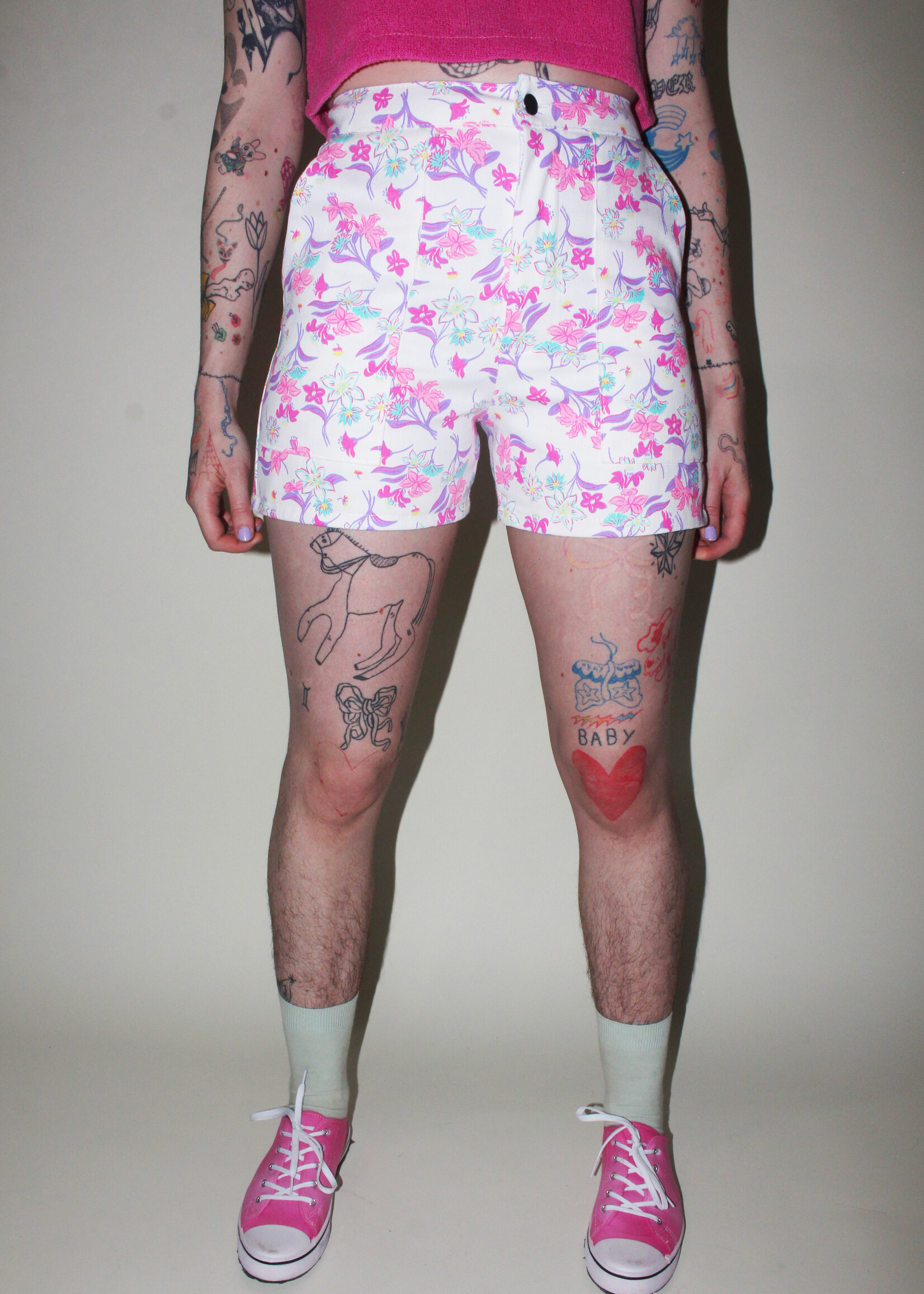 Studio Citizen Studio Citizen Shorts in Pink Floral Denim