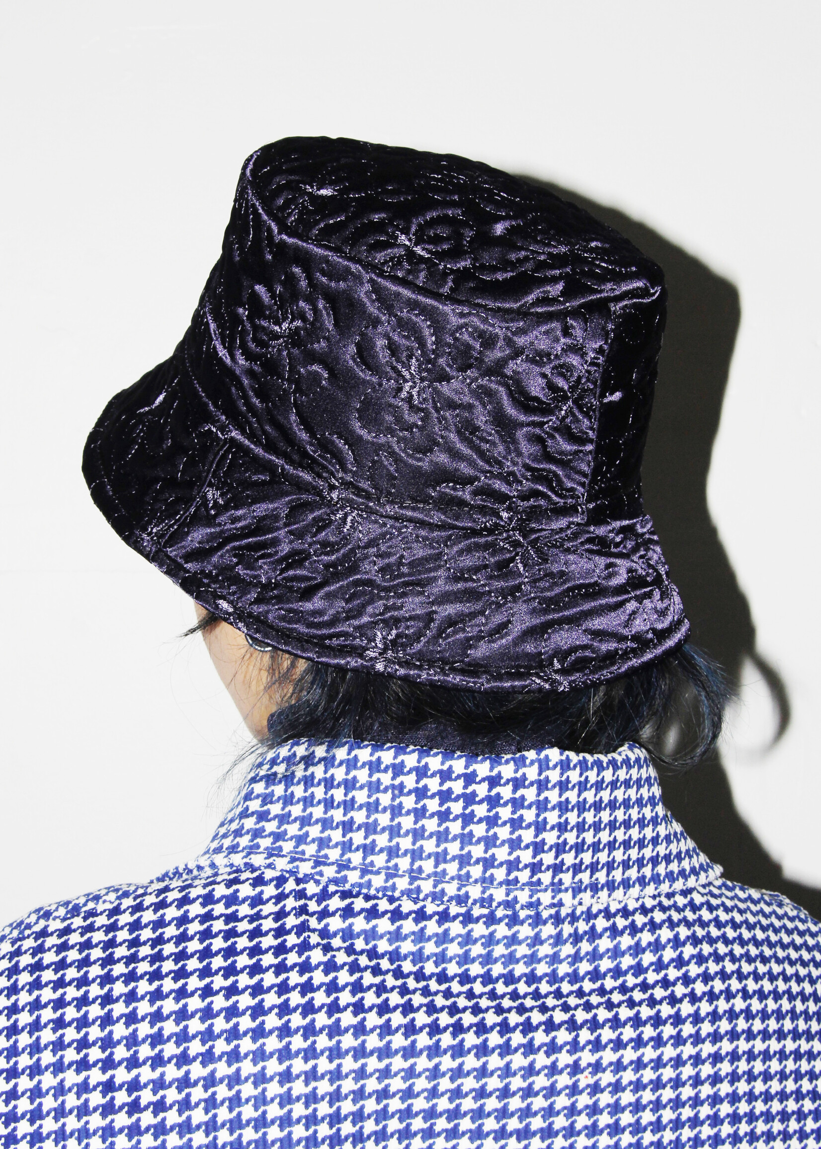 Studio Citizen Studio Citizen Bucket Hat in Purple Navy Quilted