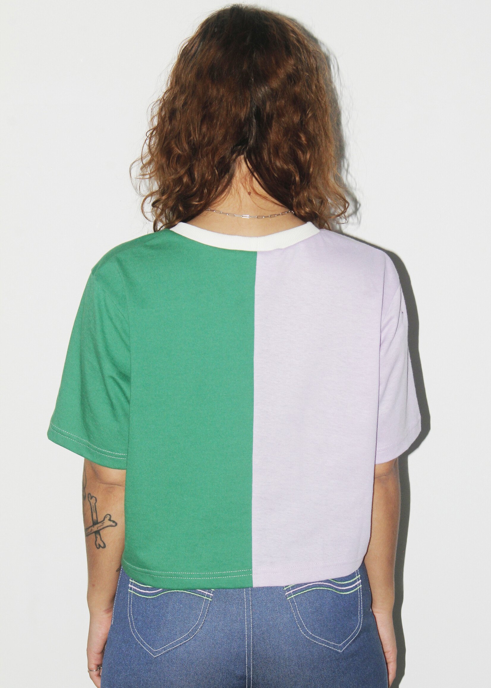 Studio Citizen Studio Citizen Boxy Tee in Purple and Green Color Block