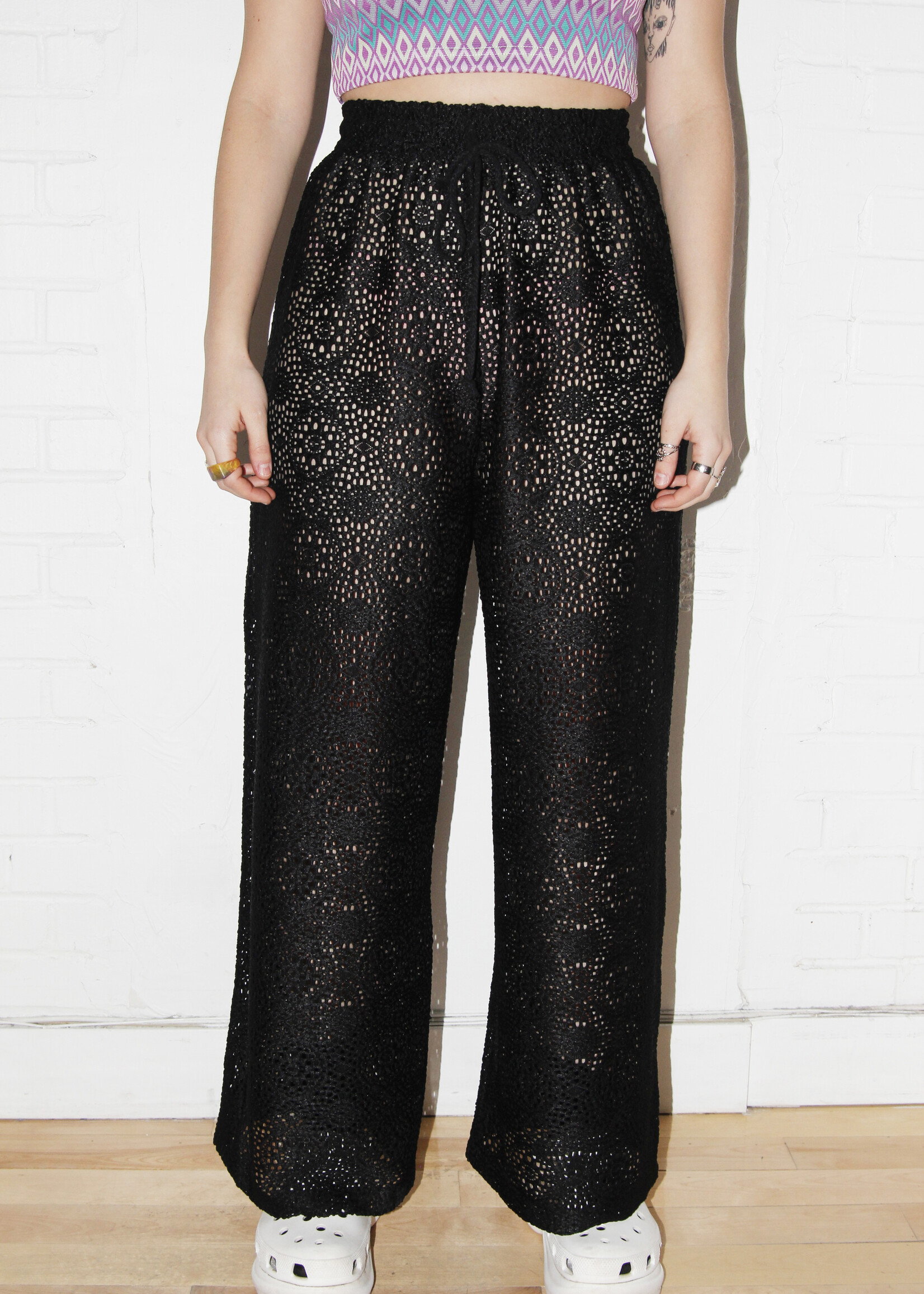 Studio Citizen Studio Citizen Relaxed Fit Drawstring Pants in Black Lace