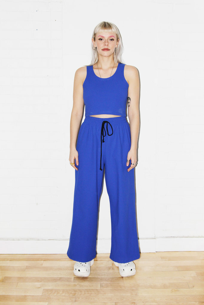 Studio Citizen Studio Citizen Relaxed Fit Drawstring Pants in Ribbed Royal Blue