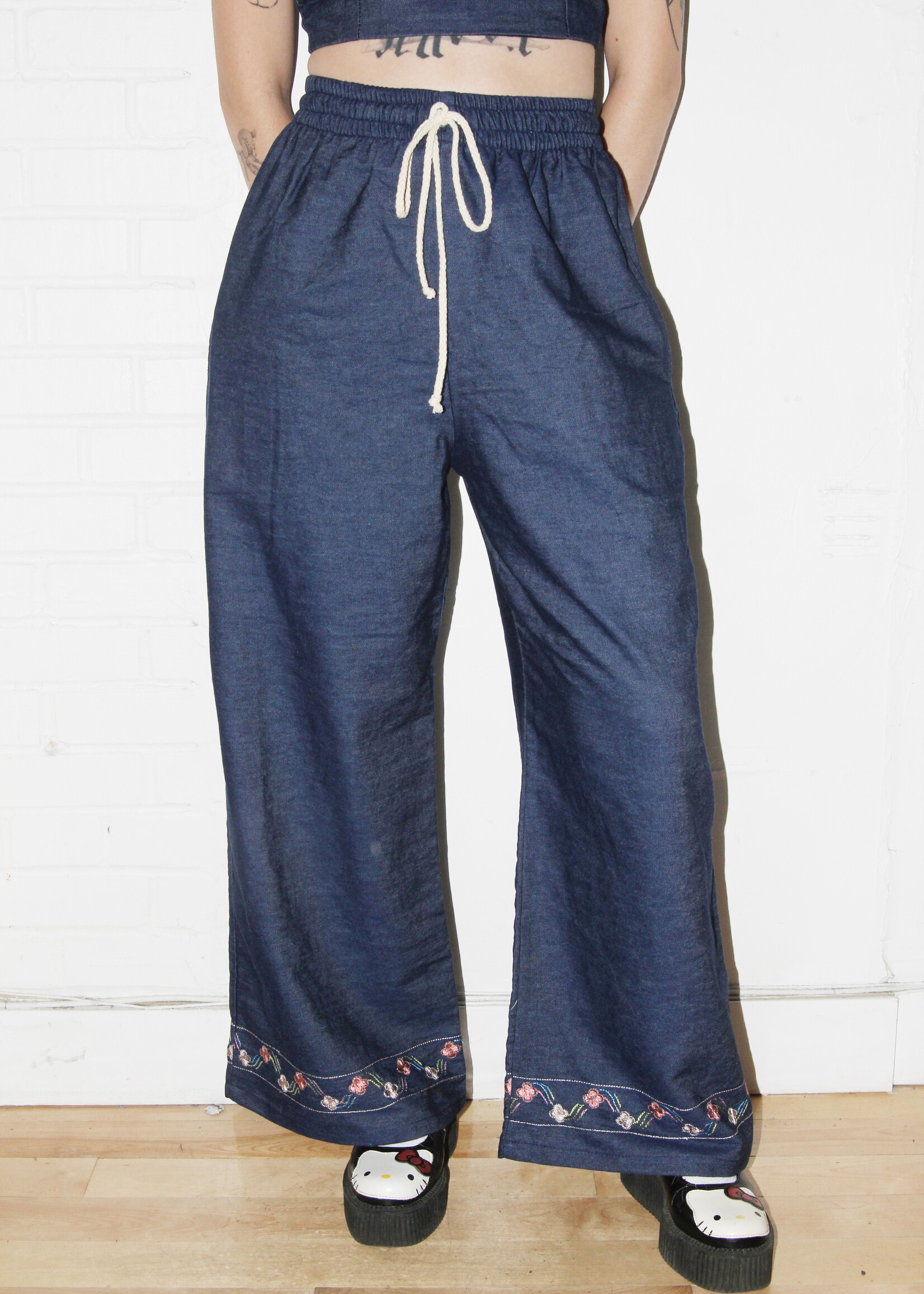 Studio Citizen Studio Citizen Relaxed Fit Drawstring Pant in Denim Embroidery