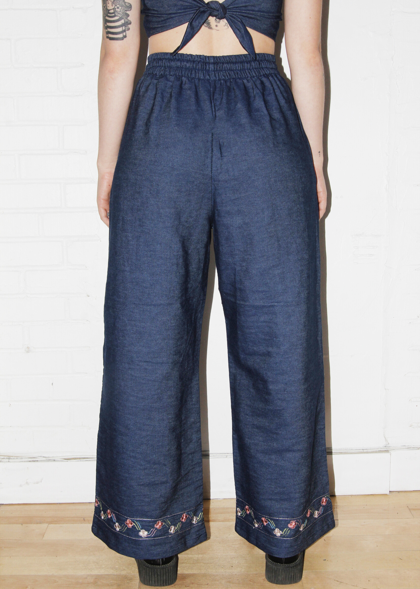 Studio Citizen Studio Citizen Relaxed Fit Drawstring Pant in Denim Embroidery