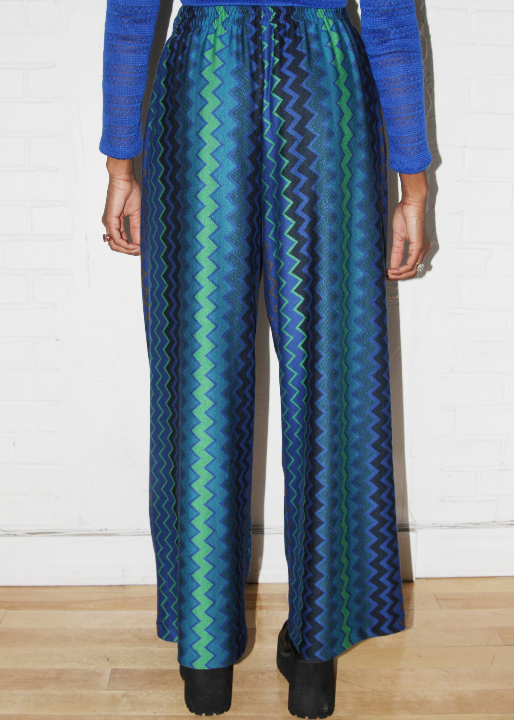 Studio Citizen Studio Citizen Relaxed Fit Drawstring Pant in Blue, Green and Brown Zig Zag