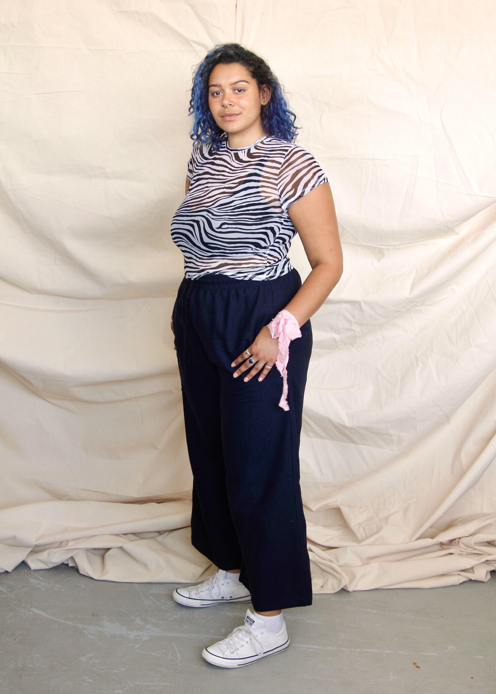 Studio Citizen Studio Citizen Super Relaxed Fit Drawstring Pant in Navy Linen