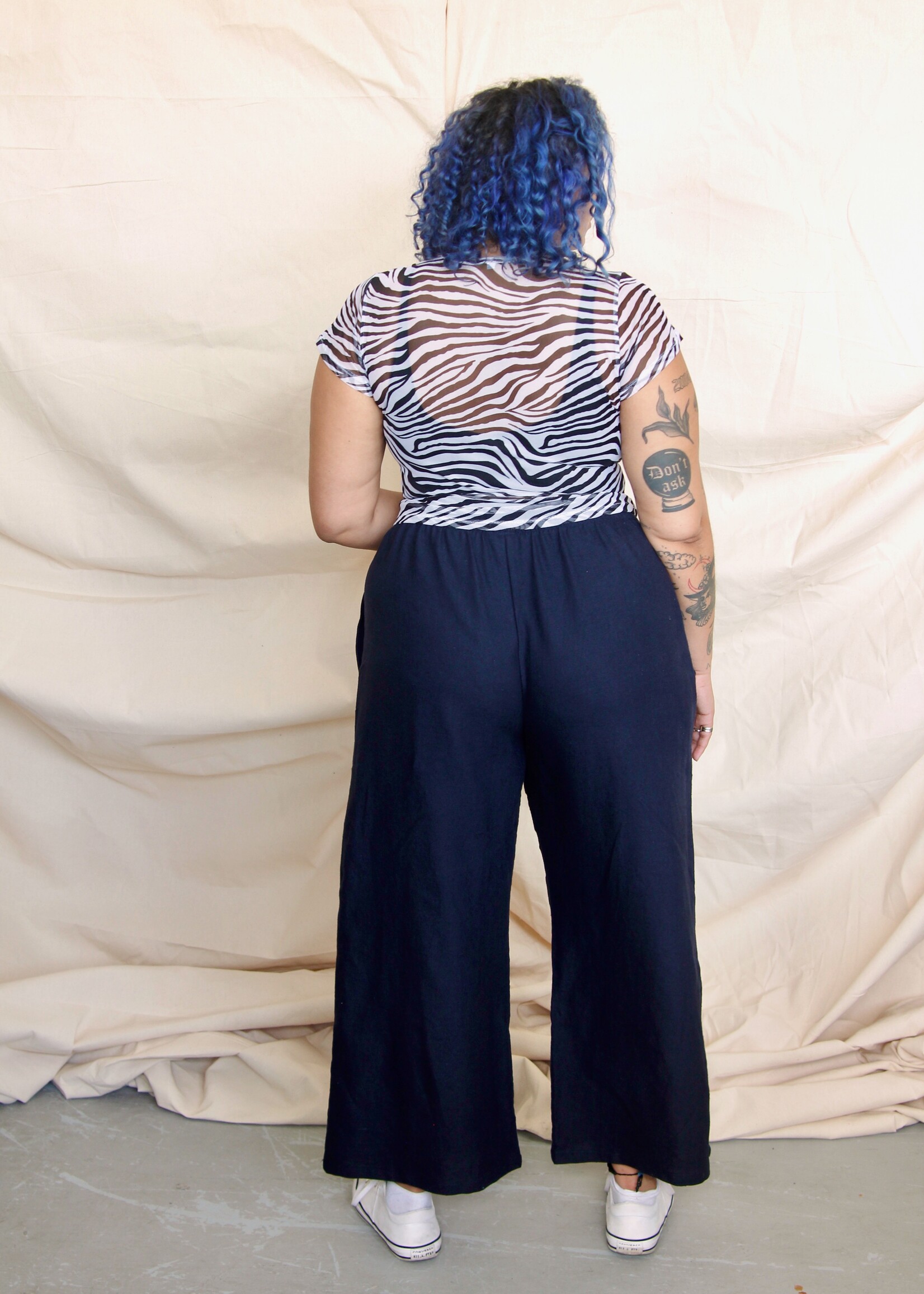 Studio Citizen Studio Citizen Super Relaxed Fit Drawstring Pant in Navy Linen