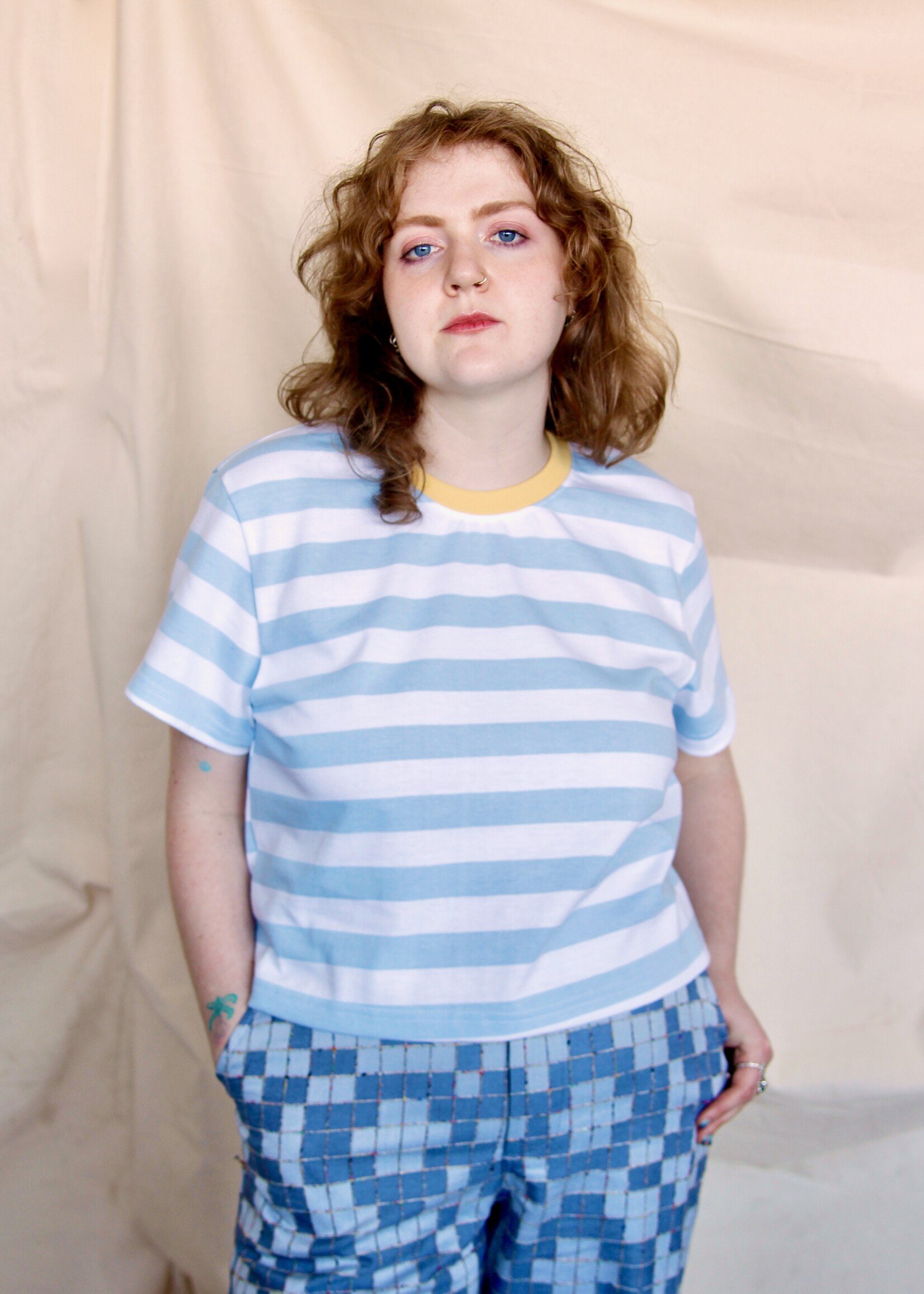 Studio Citizen Studio Citizen Cropped Tee in Blue Stripe