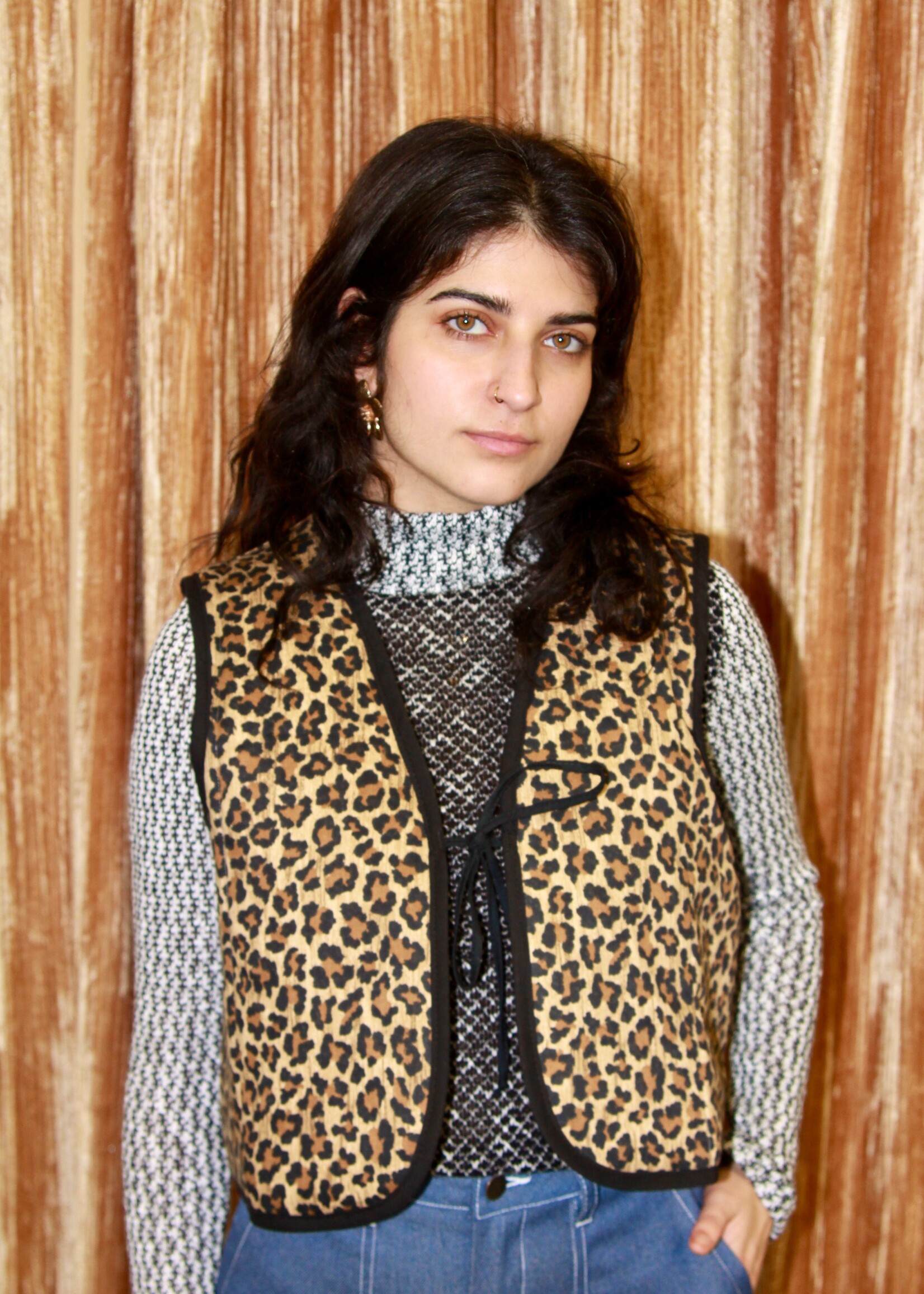 Studio Citizen Studio Citizen Tie Vest in Leopard Print