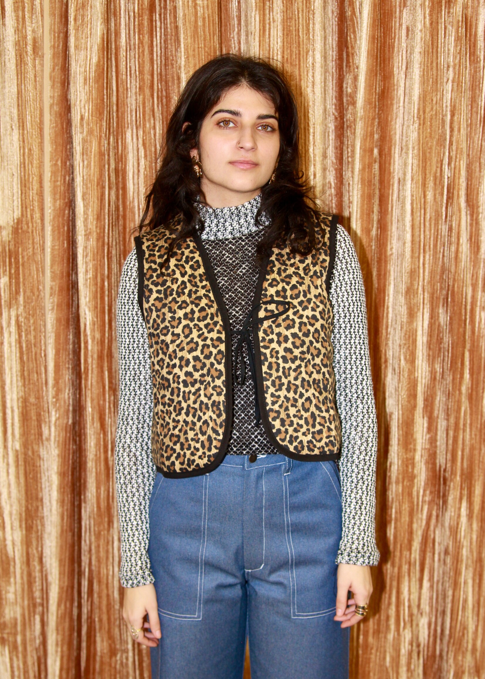 Studio Citizen Studio Citizen Tie Vest in Leopard Print