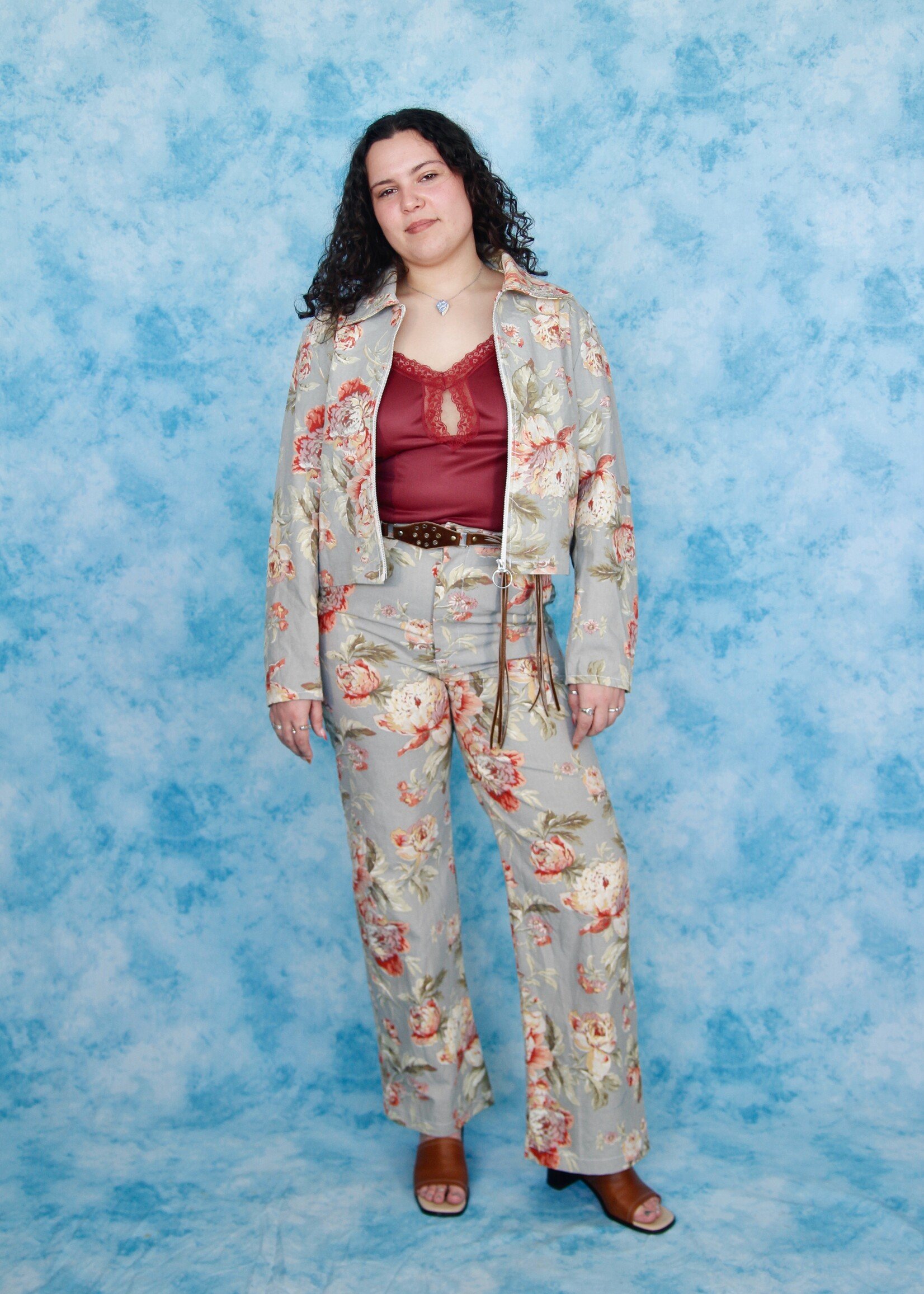 Studio Citizen Studio Citizen Straight Cut Pants in Green Floral