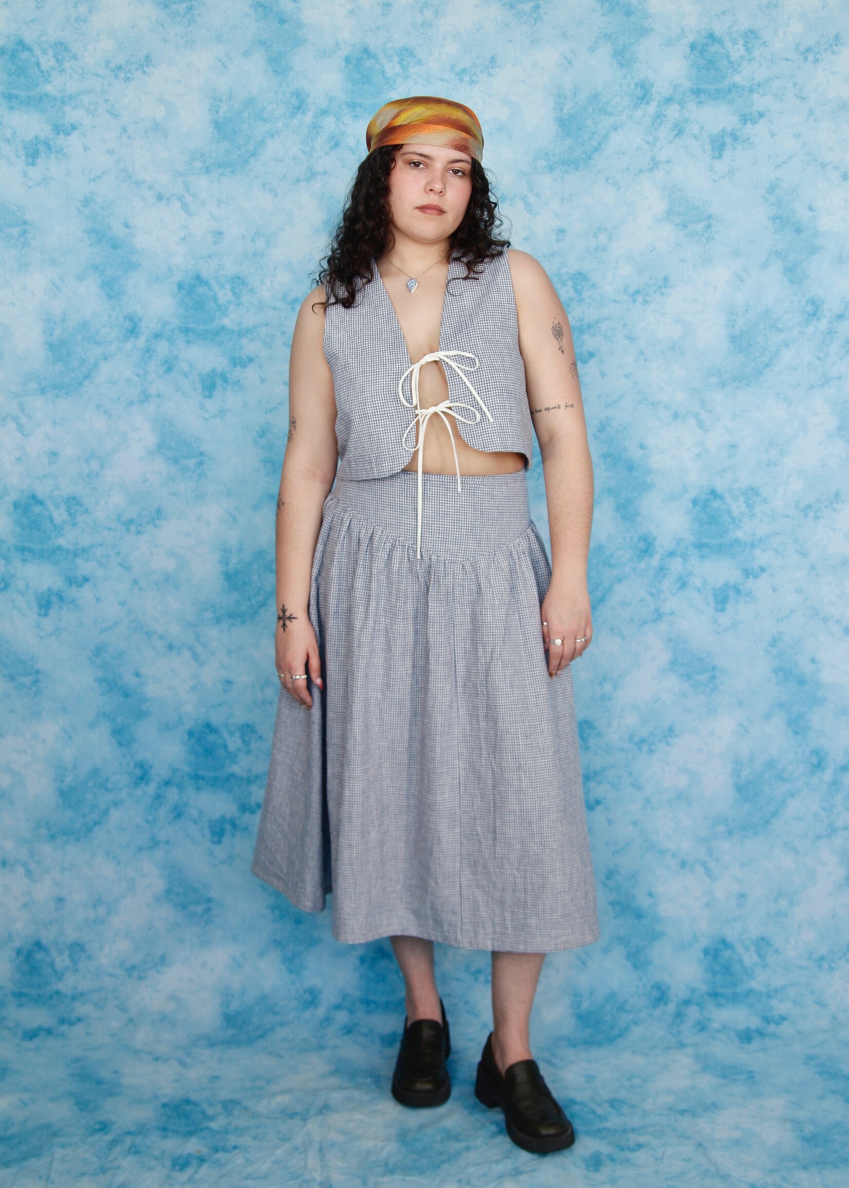 Studio Citizen Studio Citizen Fitted Vest in Blue Gingham