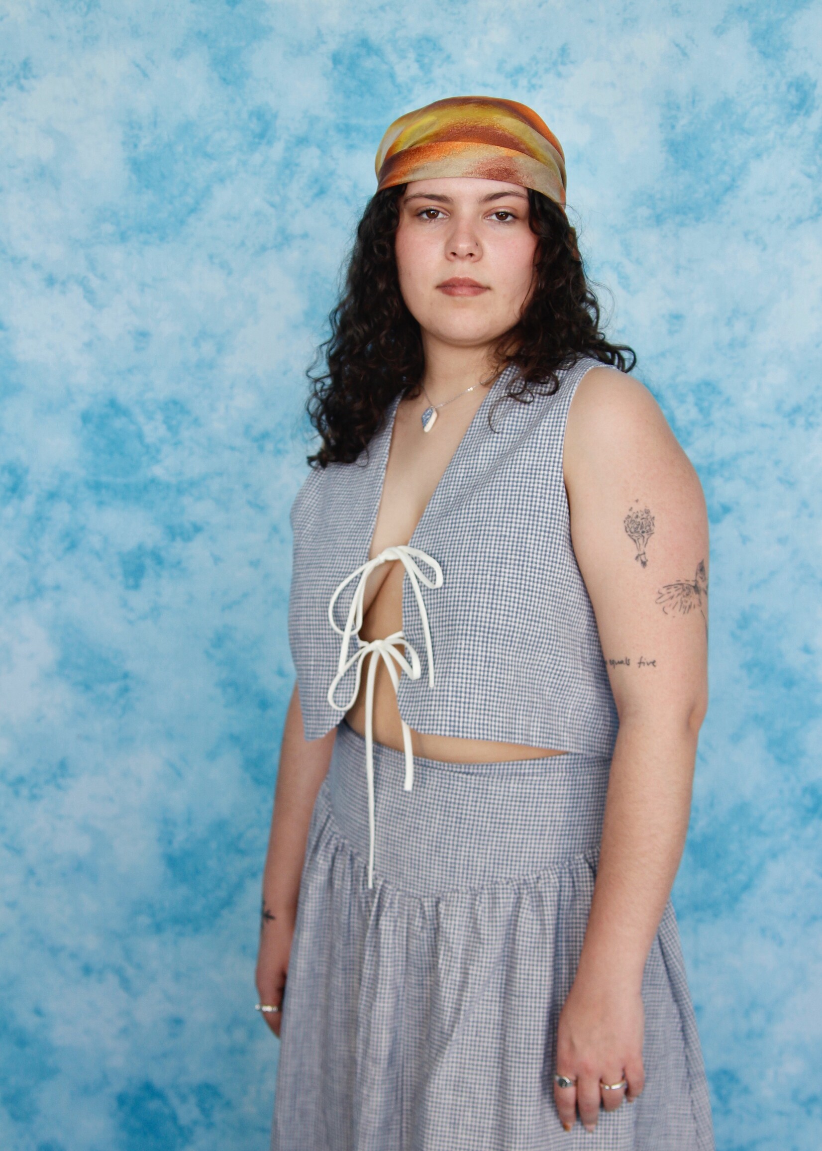 Studio Citizen Studio Citizen Fitted Vest in Blue Gingham