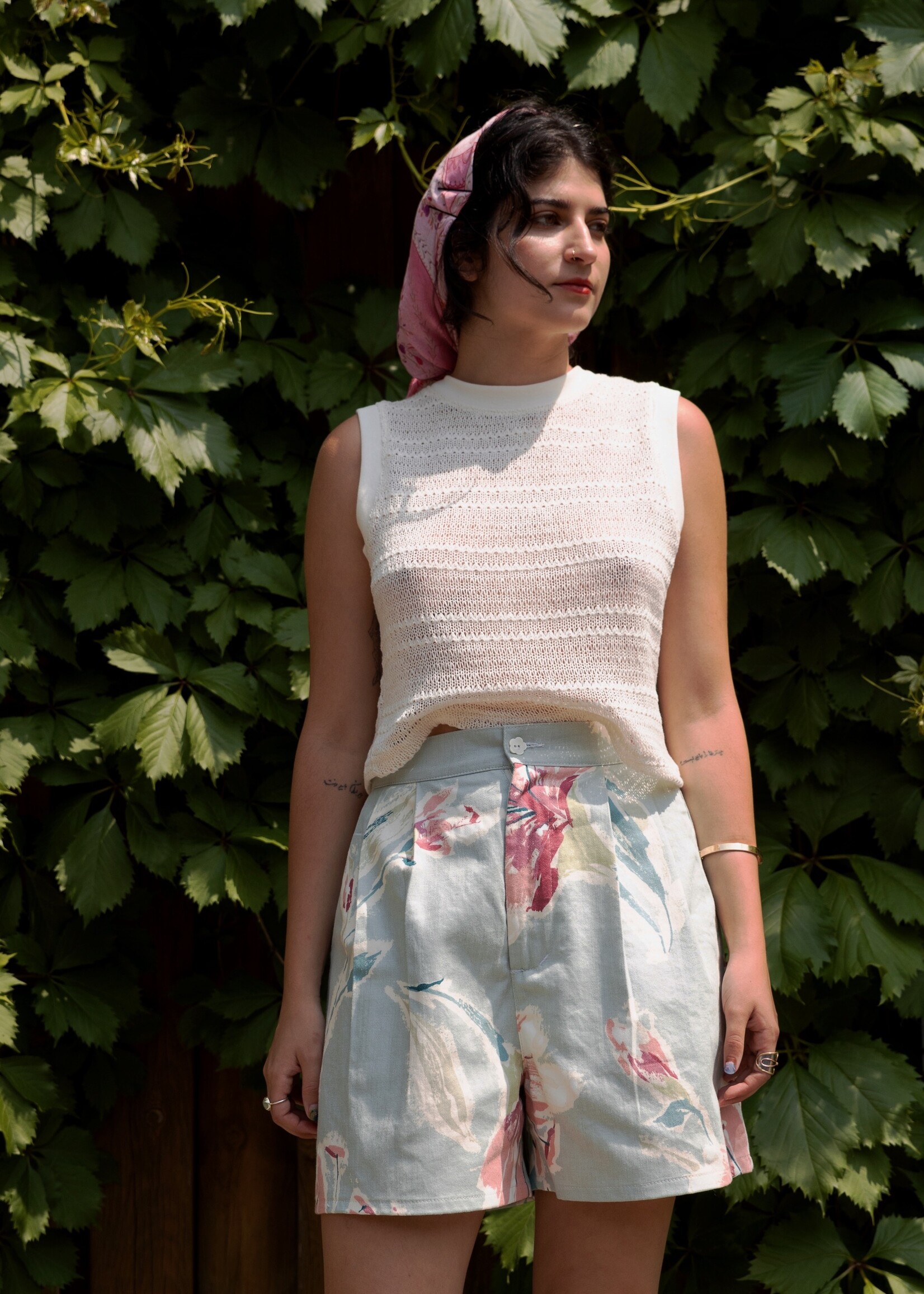 Studio Citizen Studio Citizen Pleated Shorts in Blue Floral Cotton