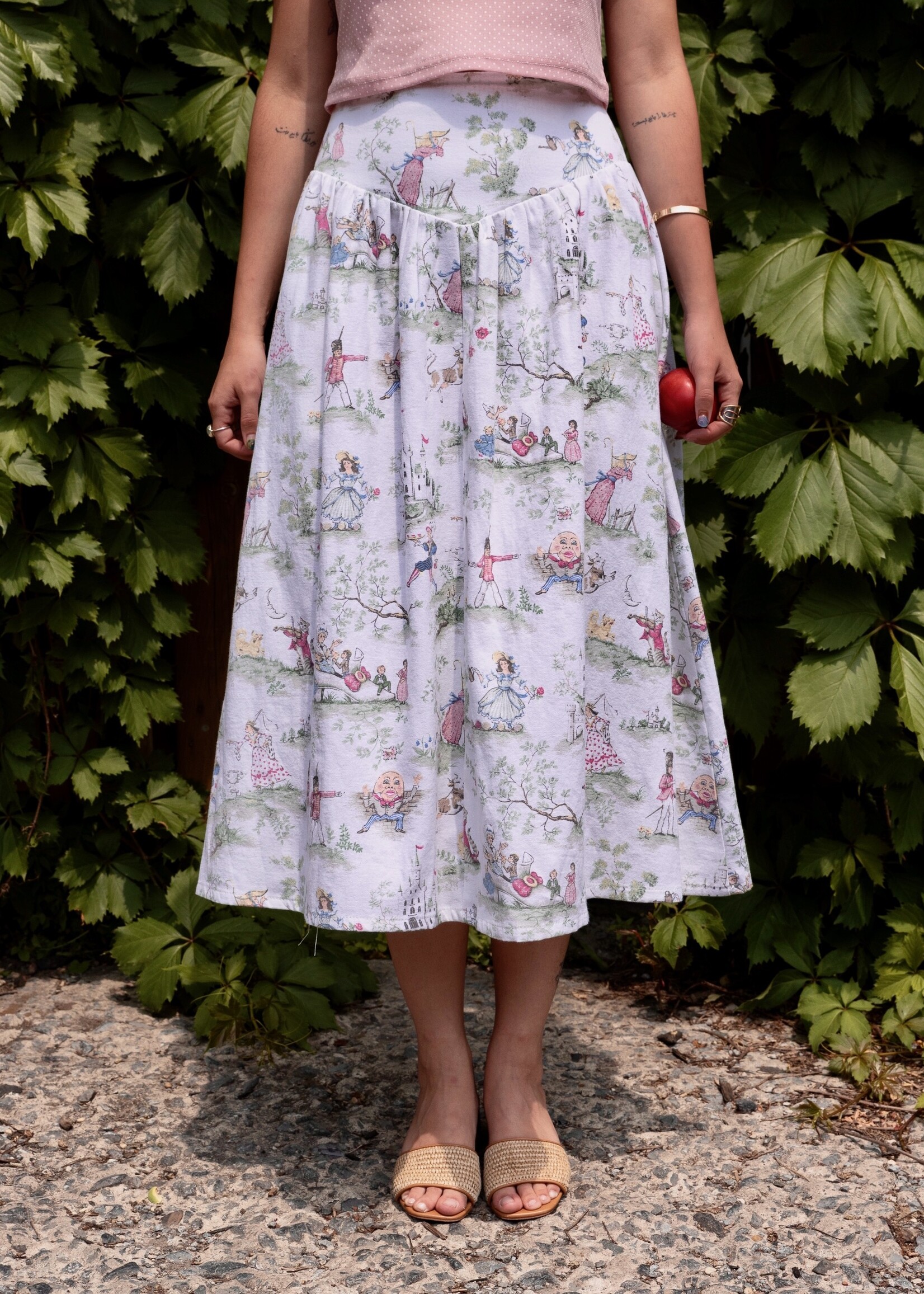 Studio Citizen Studio Citizen Maiden Skirt in Nursery Rhyme Print