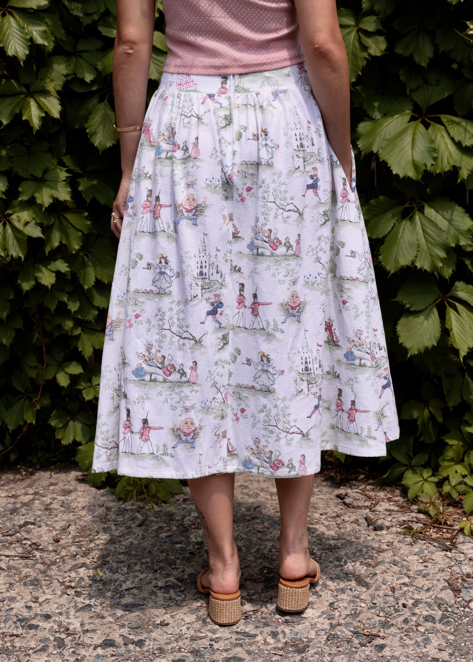 Studio Citizen Studio Citizen Maiden Skirt in Nursery Rhyme Print