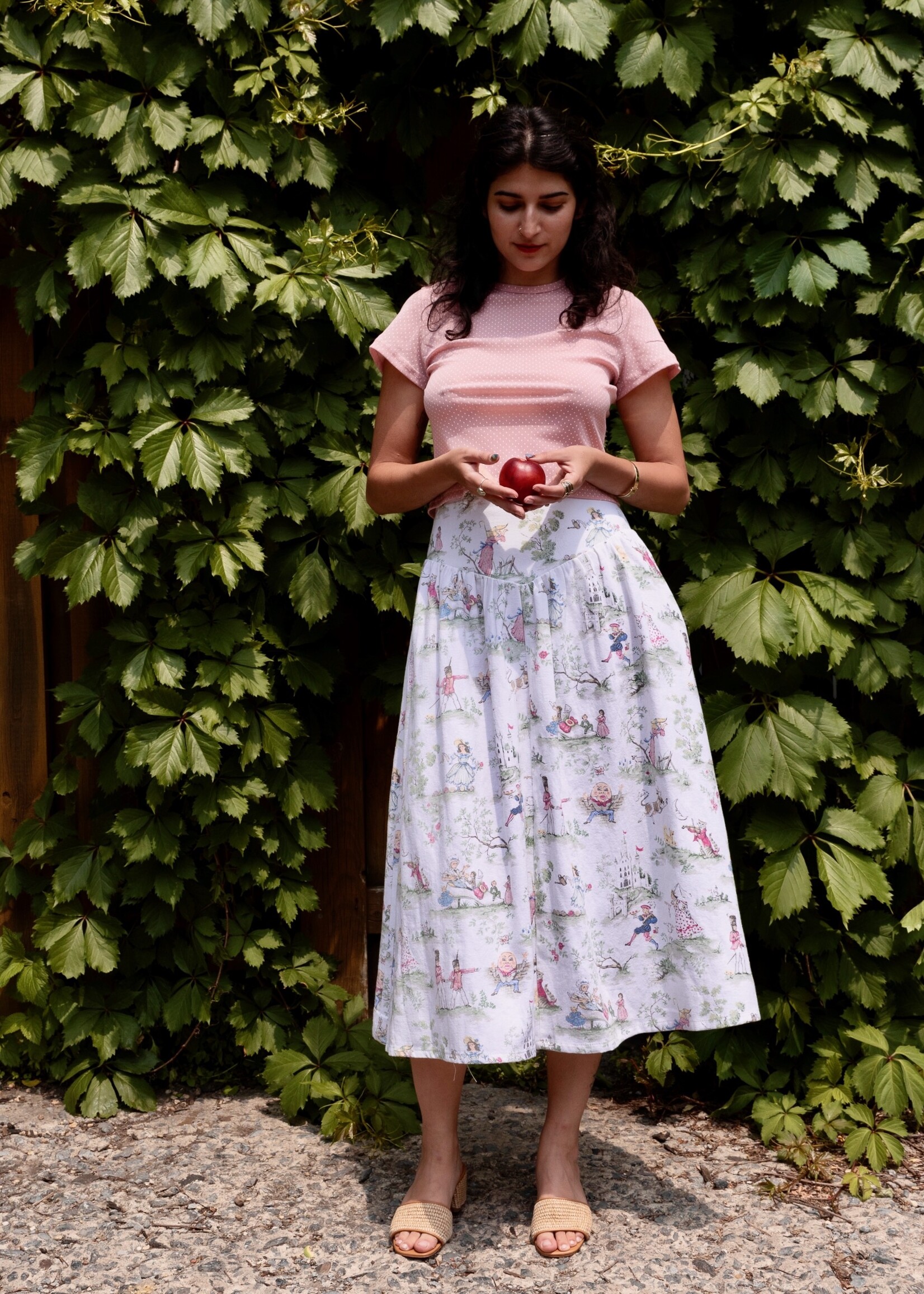 Studio Citizen Studio Citizen Maiden Skirt in Nursery Rhyme Print