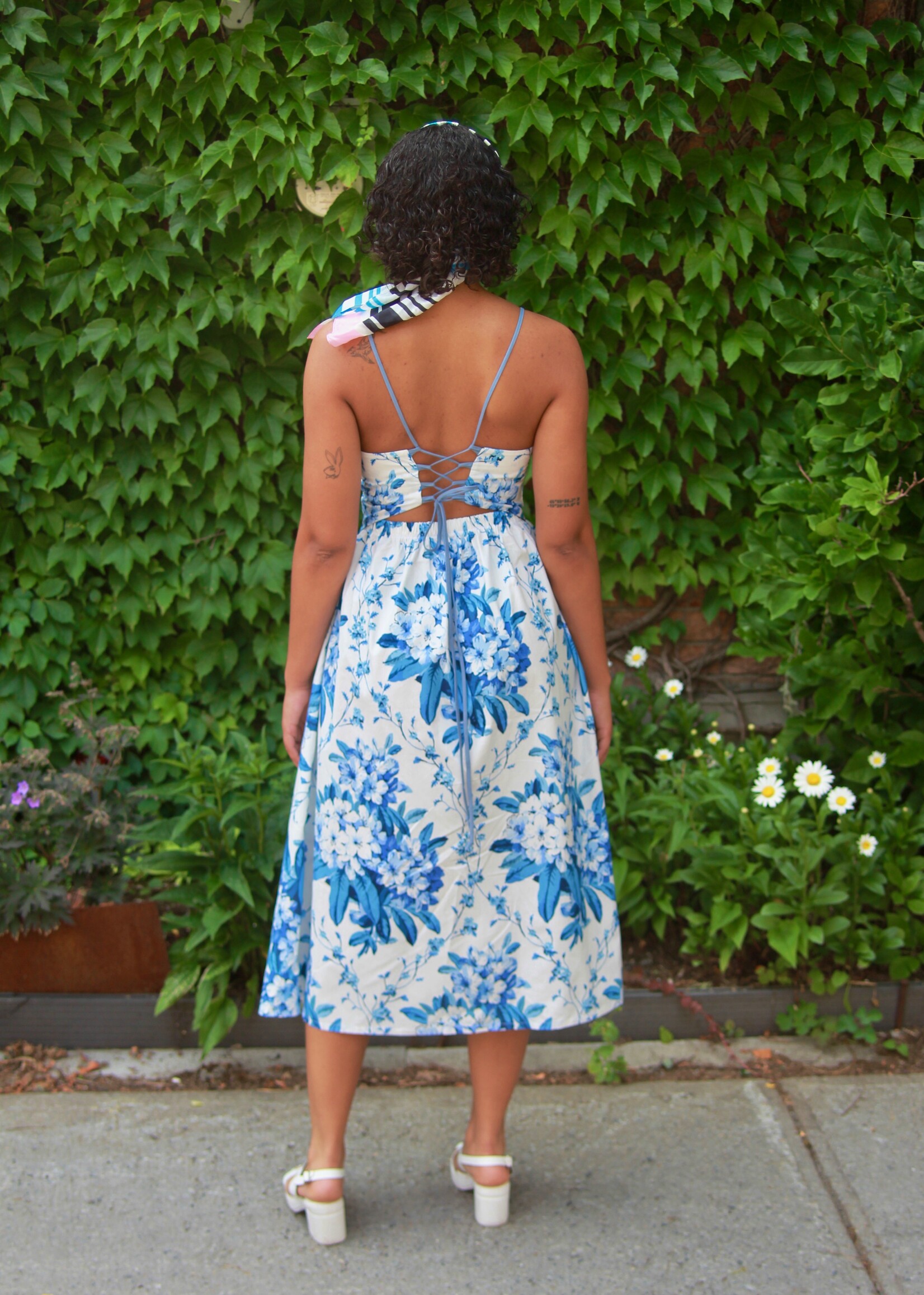 Studio Citizen Studio Citizen Maiden Dress in Blue Floral Cotton