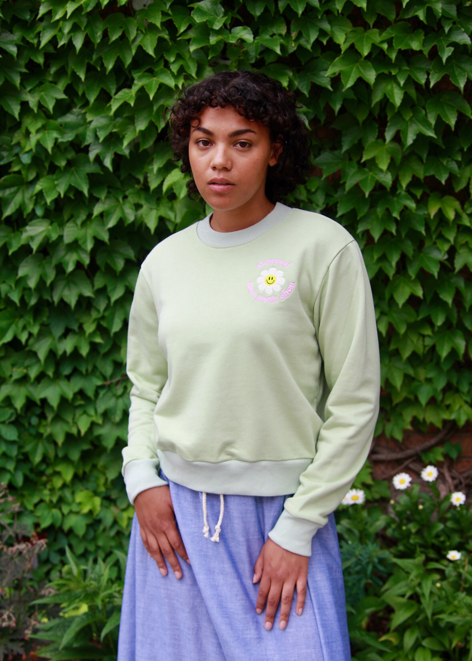 Studio Citizen Studio Citizen "Coucou Mon Petit Chou" Sweater in Pastel Green