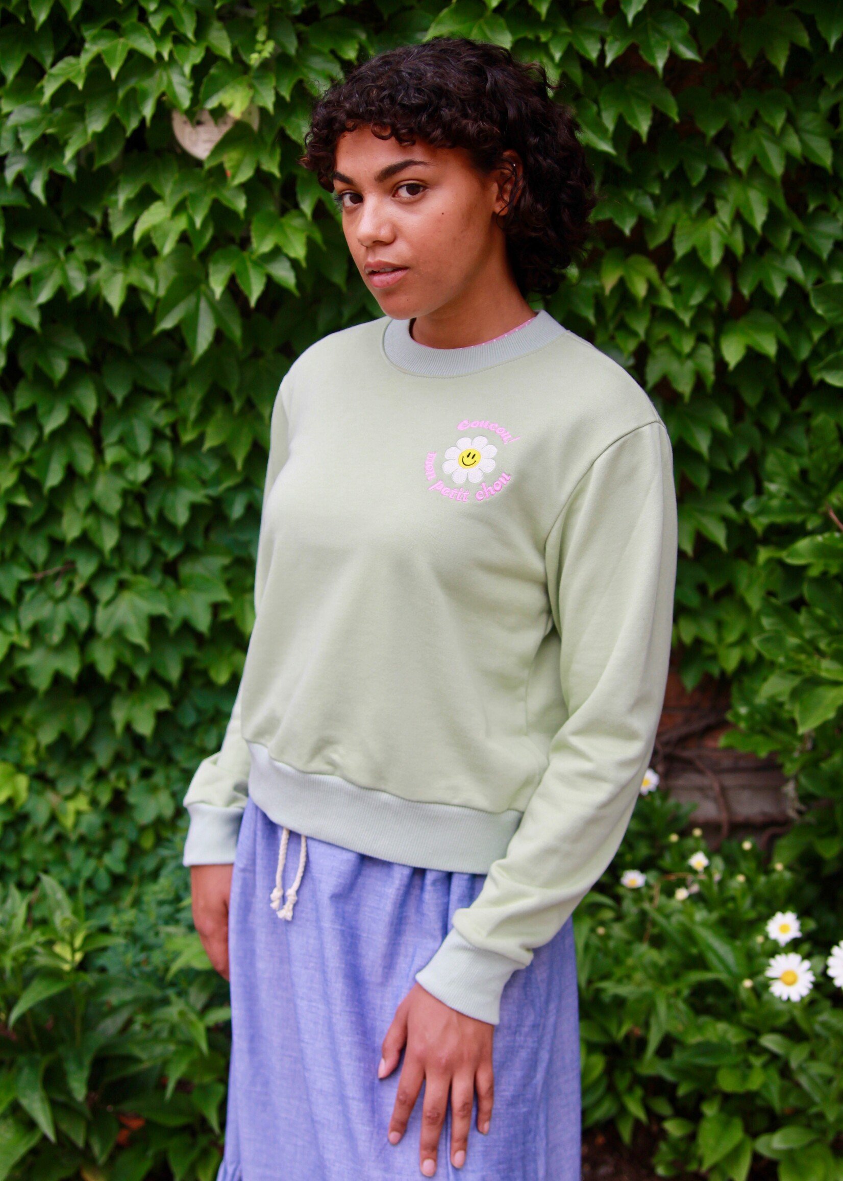 Studio Citizen Studio Citizen "Coucou Mon Petit Chou" Sweater in Pastel Green