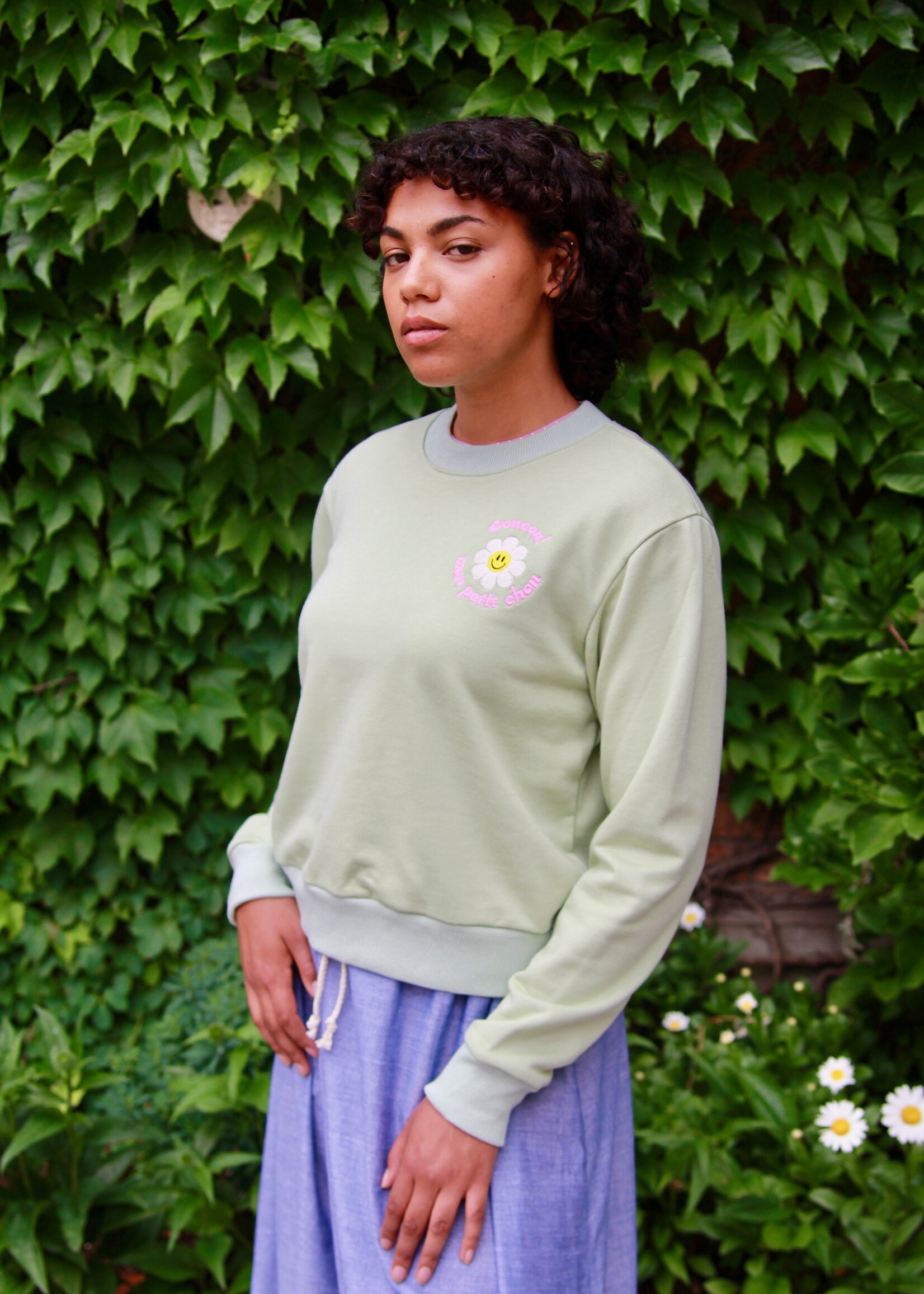 Studio Citizen Studio Citizen "Coucou Mon Petit Chou" Sweater in Pastel Green