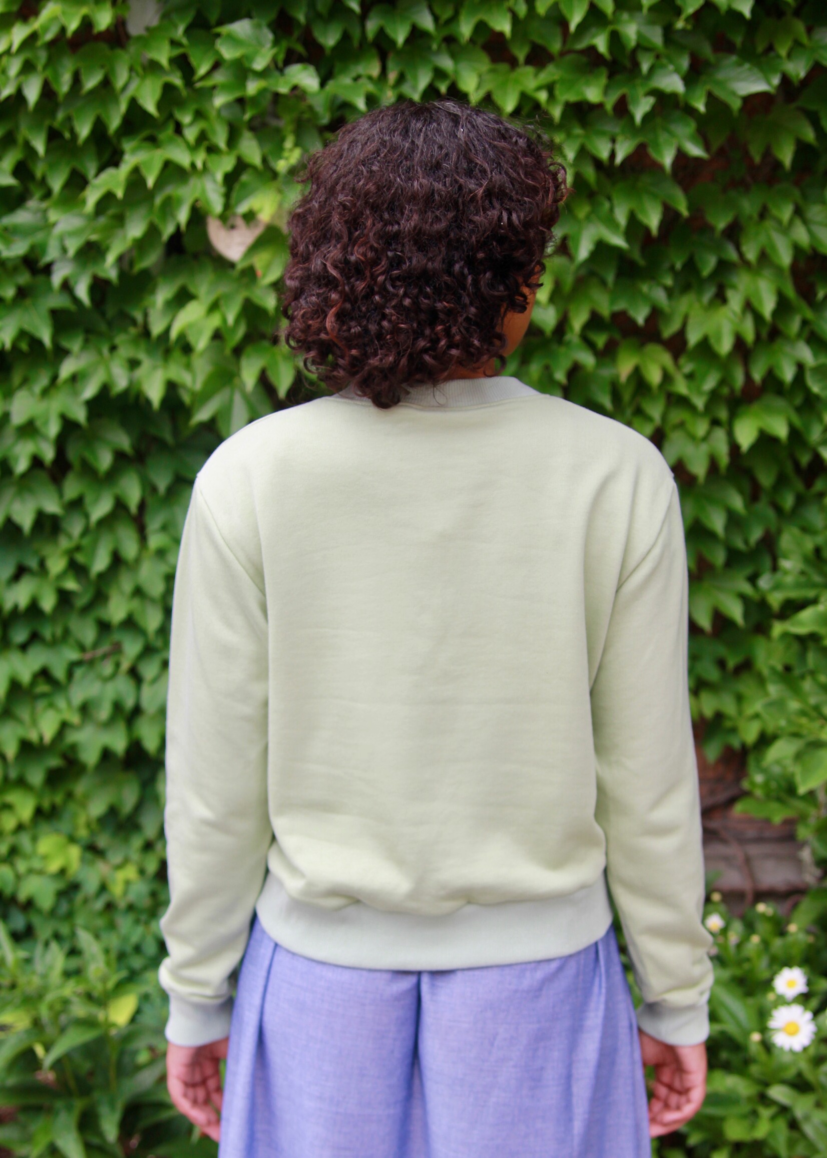 Studio Citizen Studio Citizen "Coucou Mon Petit Chou" Sweater in Pastel Green