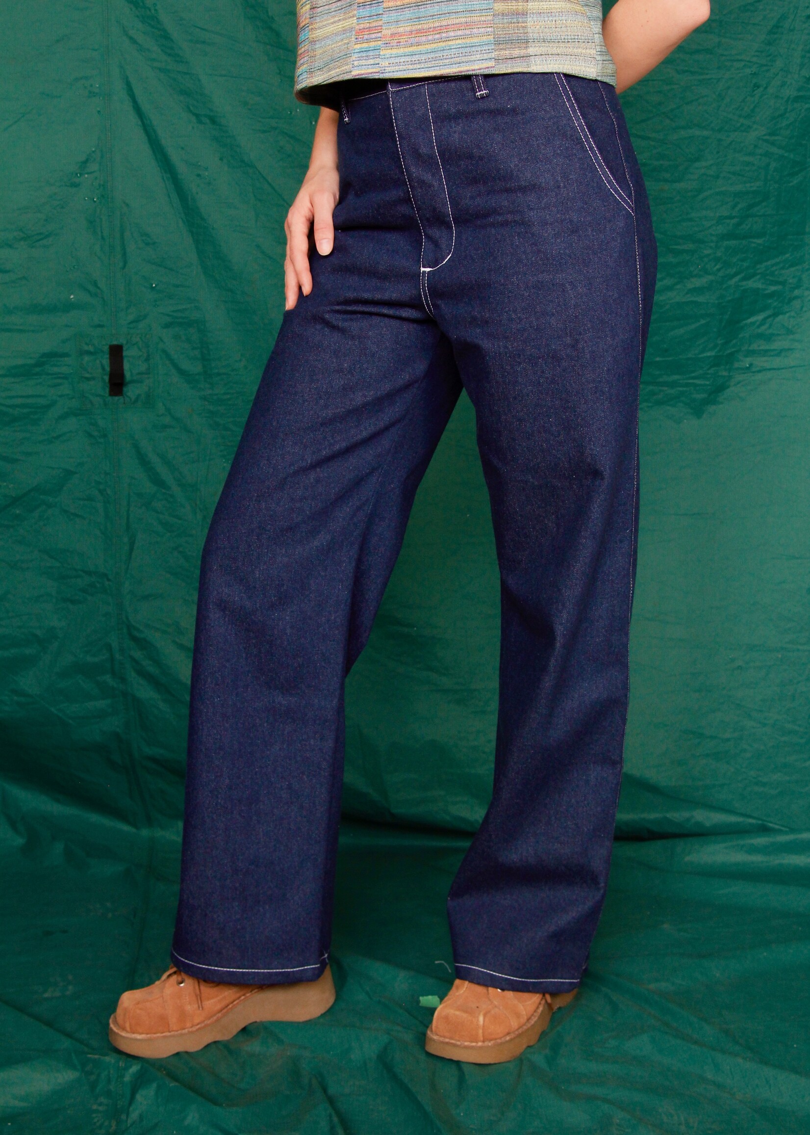 Studio Citizen Studio Citizen Straight Cut Pants in Dark Wash Denim