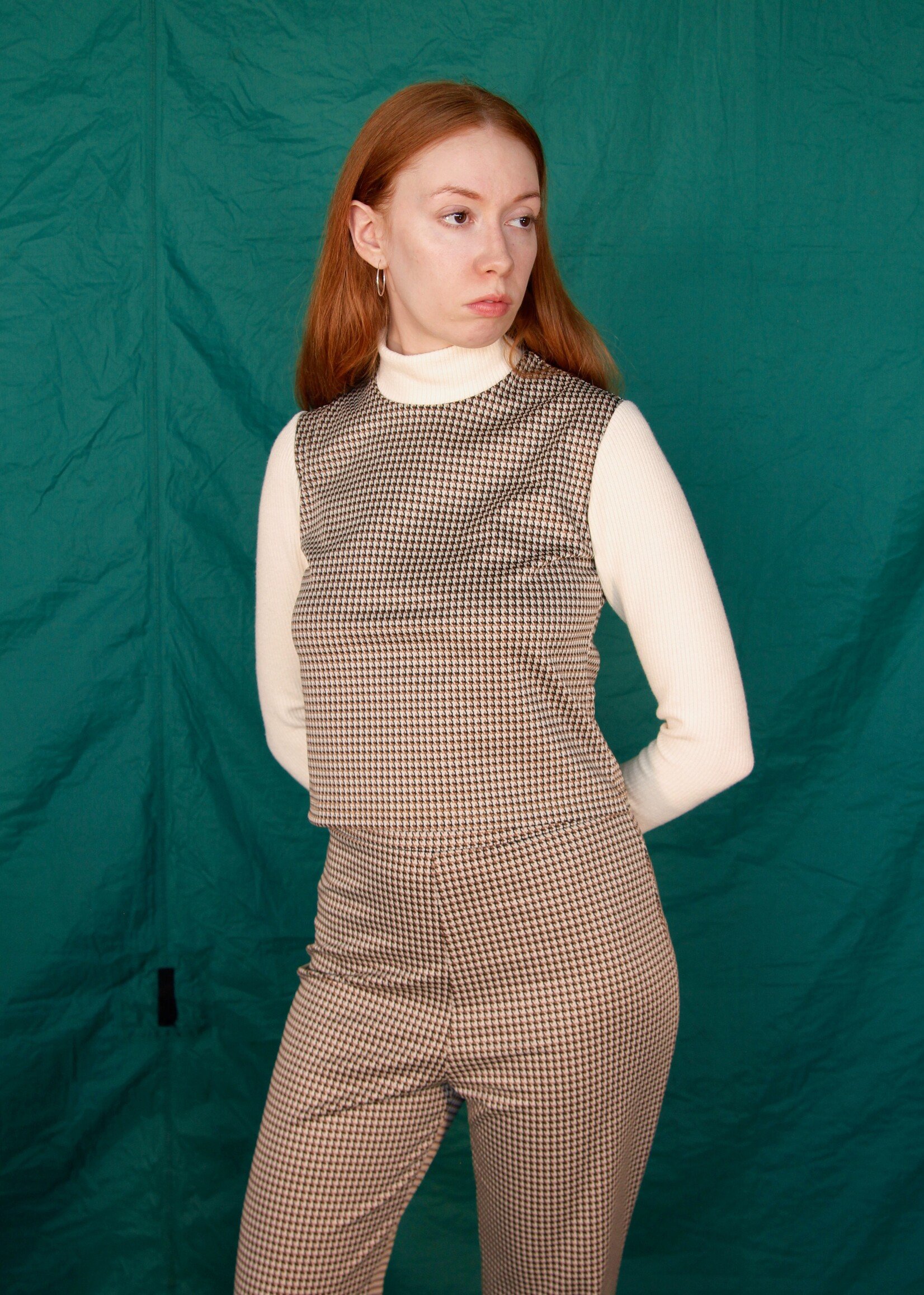 Studio Citizen Studio Citizen Mockneck Top in 70s Twill