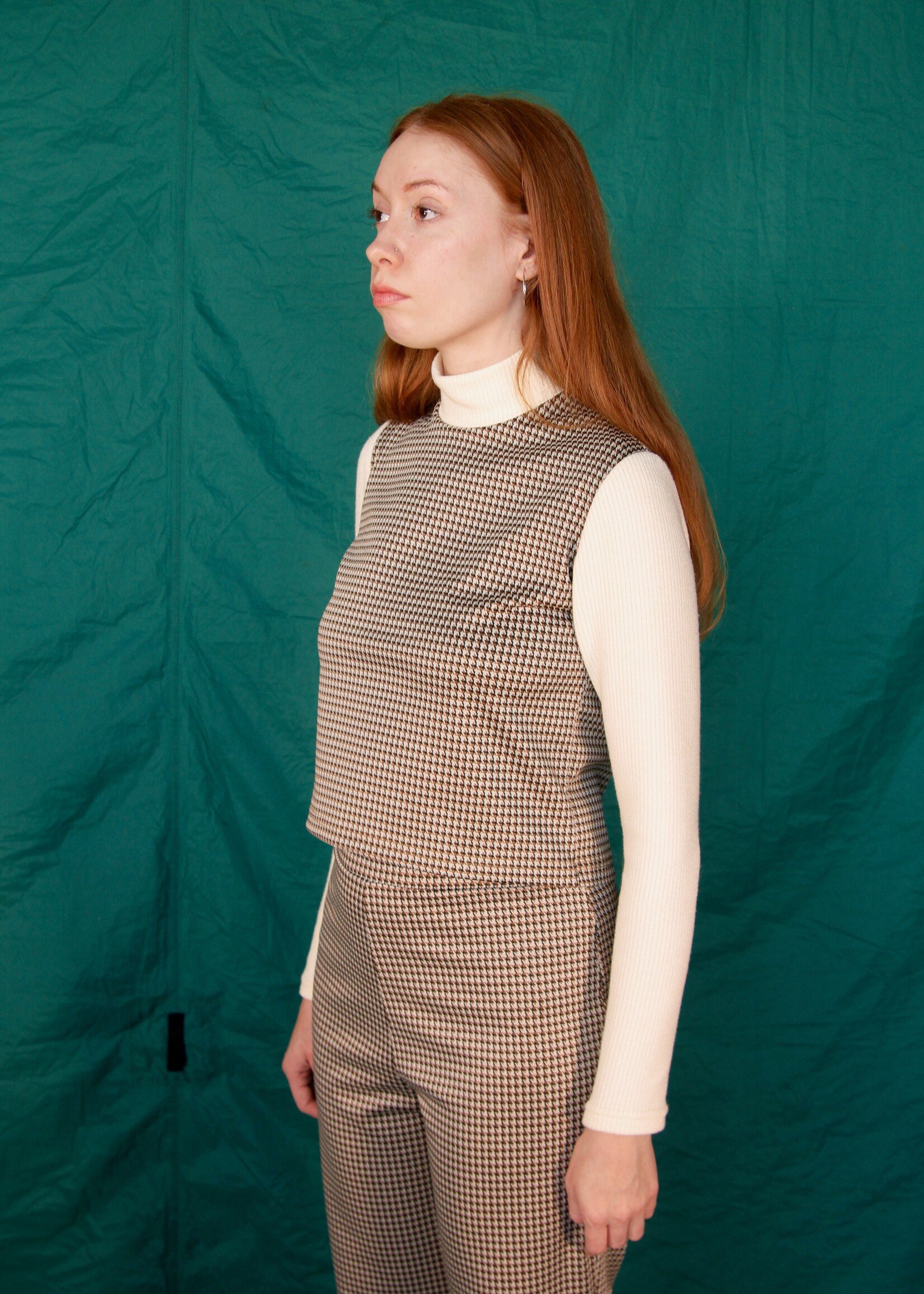 Studio Citizen Studio Citizen Mockneck Top in 70s Twill