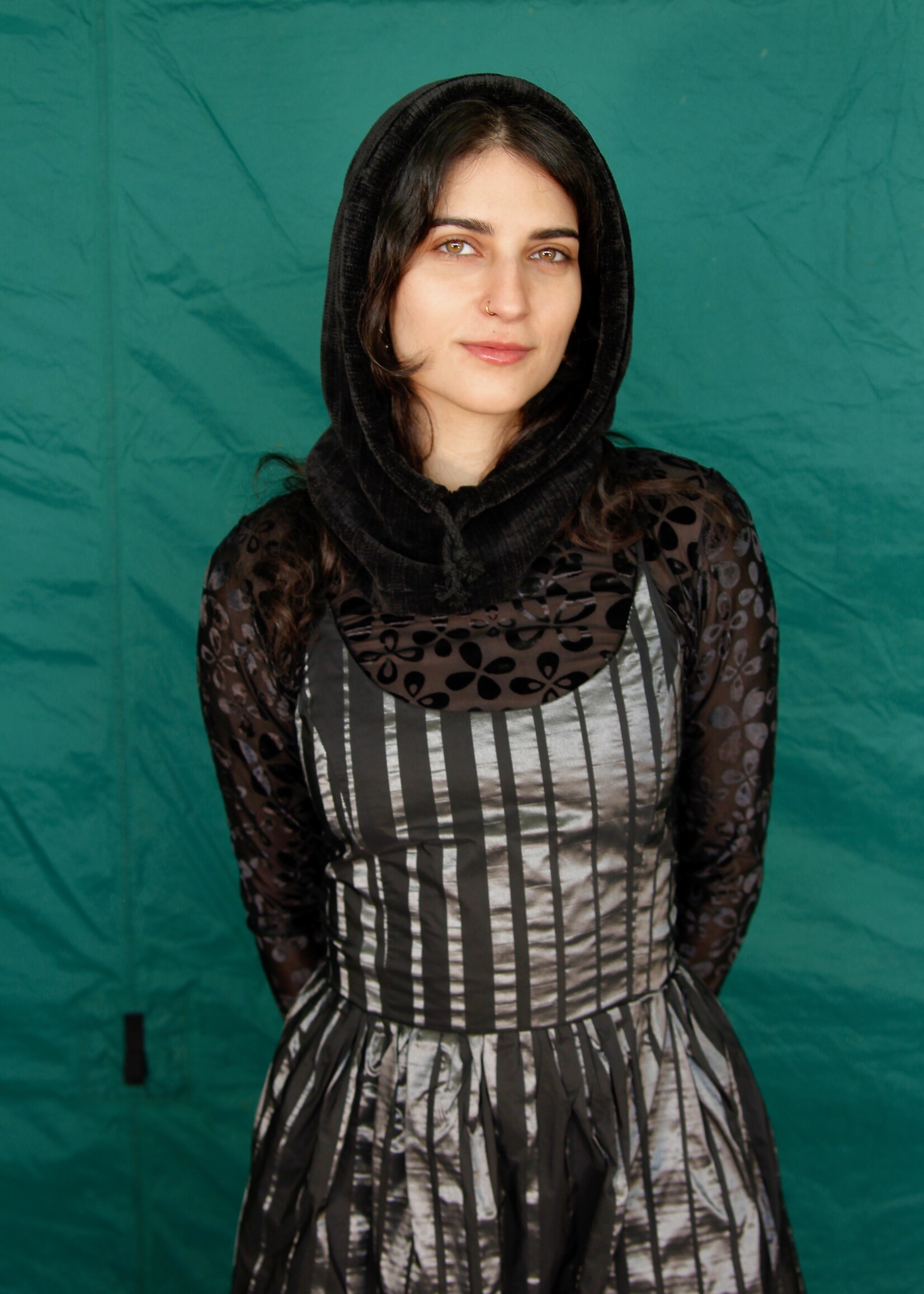 Studio Citizen Studio Citizen Drawstring Hood in Black Velvet