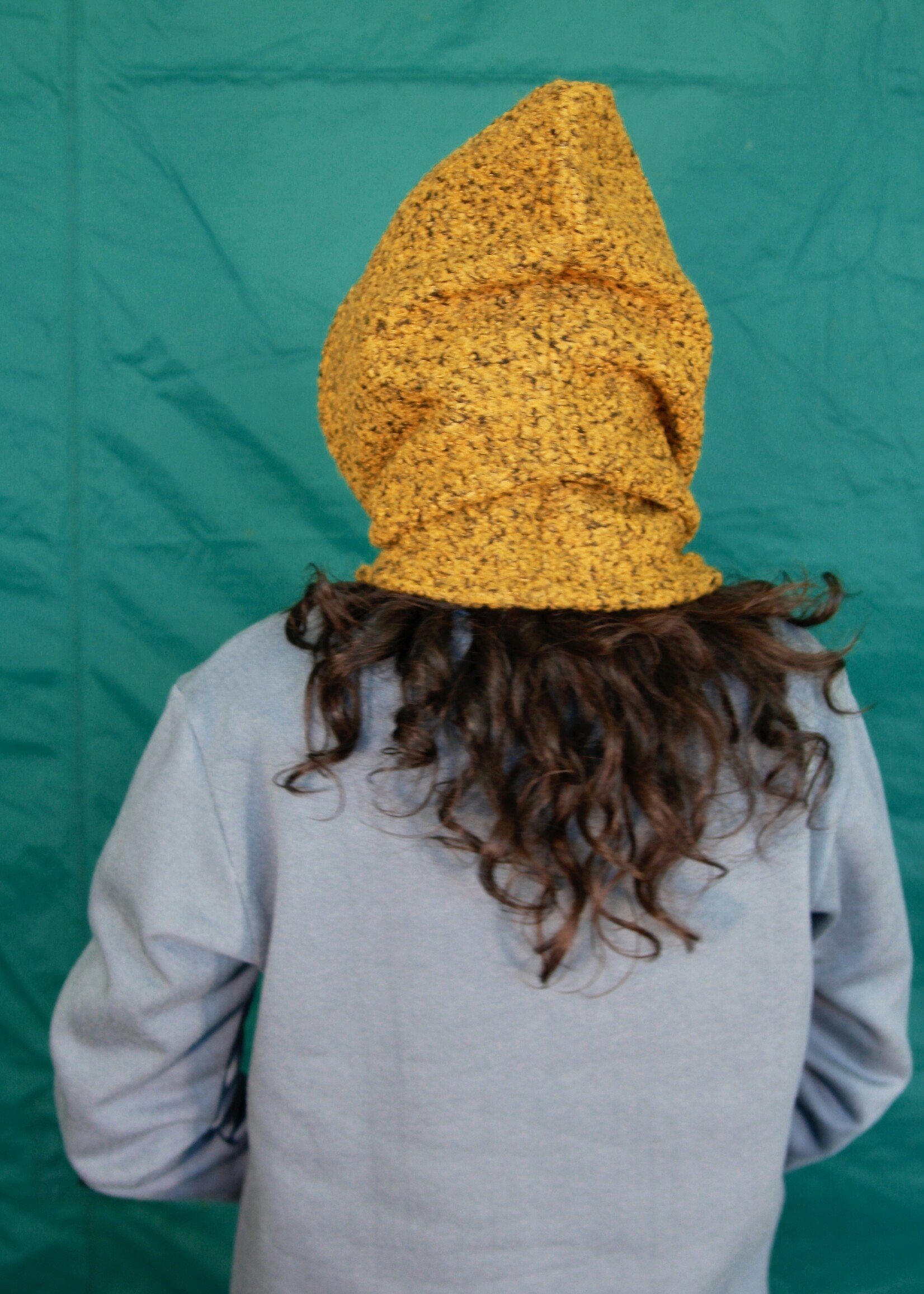 Studio Citizen Studio Citizen Drawstring Hood in Mustard and Black Boucle