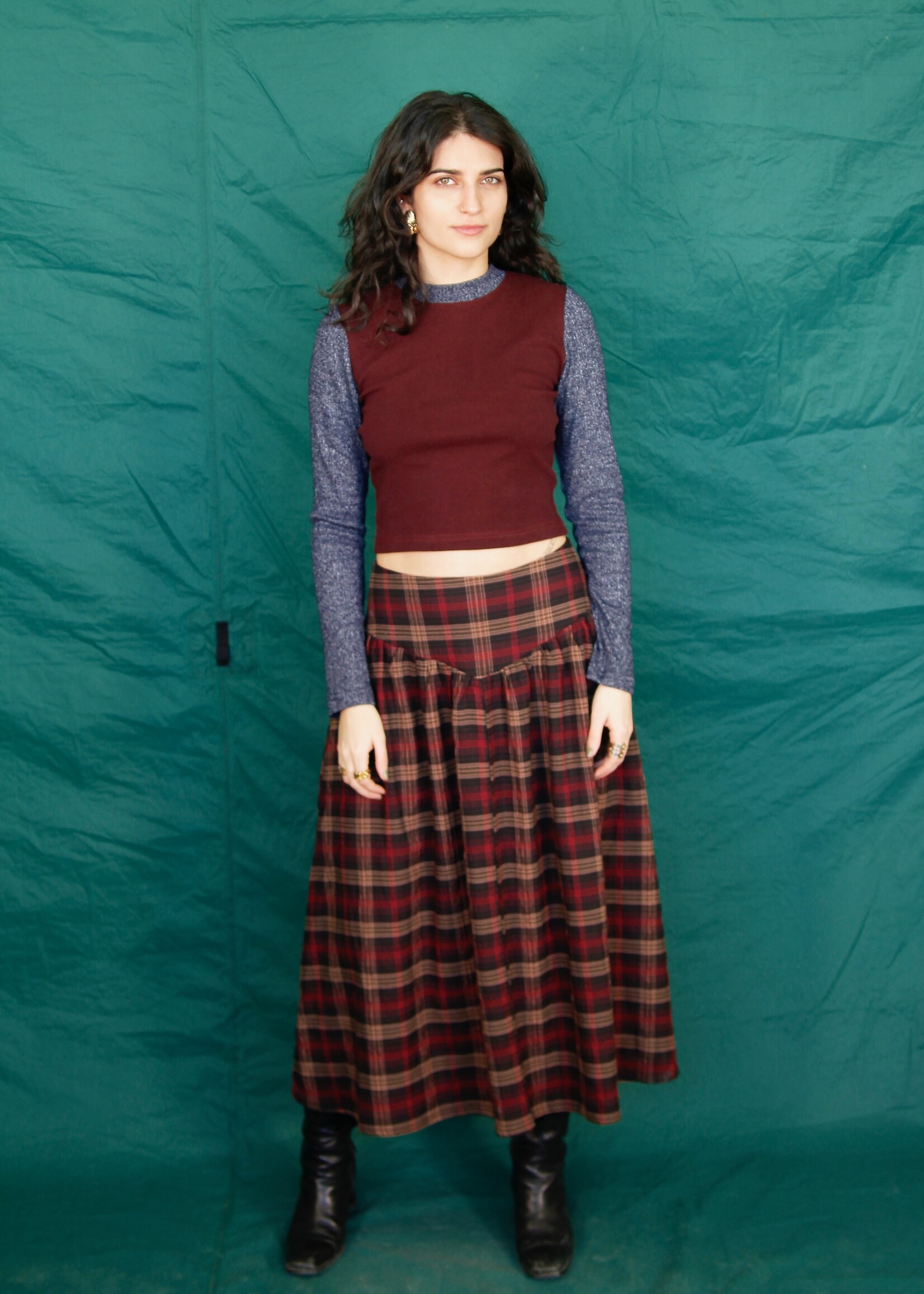 Studio Citizen Studio Citizen Mockneck Top in Burgundy and Navy Rib