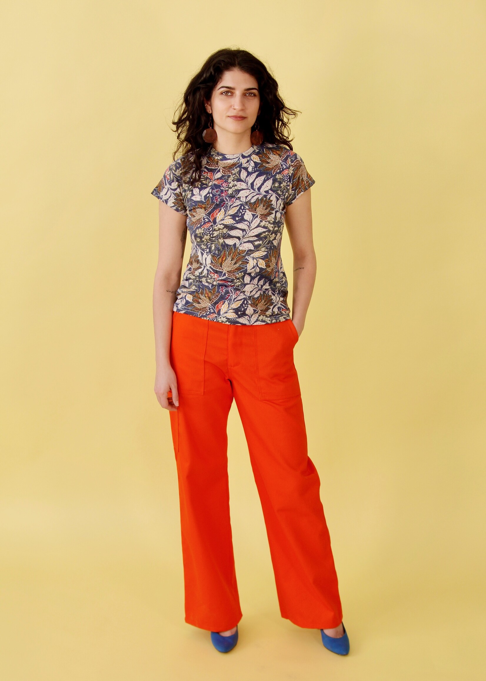 Studio Citizen Studio Citizen Baby Tee Long in Blue Floral