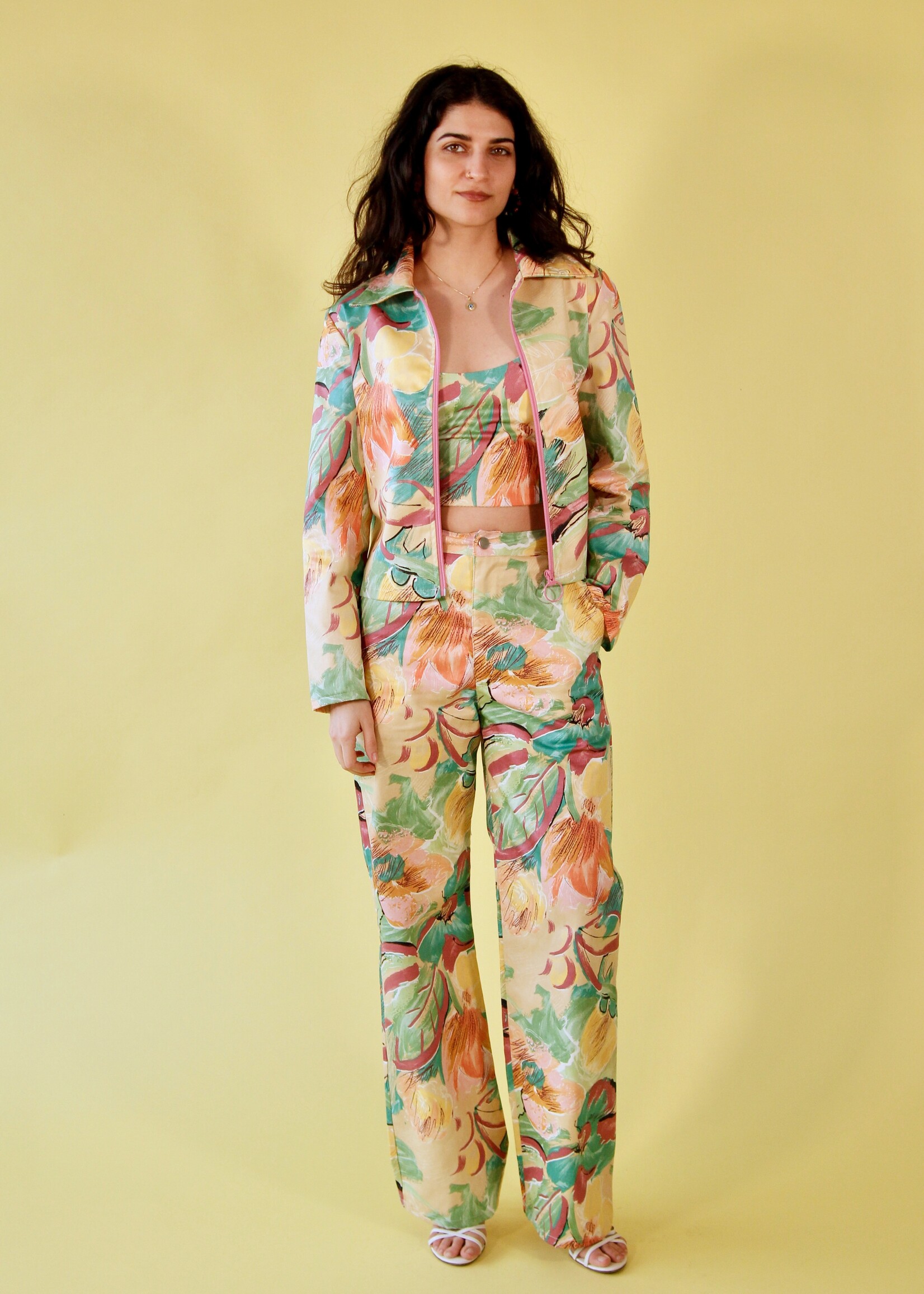 Studio Citizen Studio Citizen Zipper Jacket in Tropical Floral