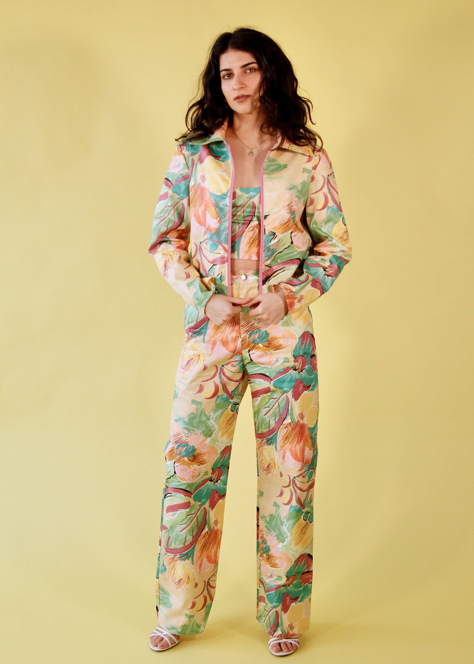 Studio Citizen Studio Citizen Zipper Jacket in Tropical Floral