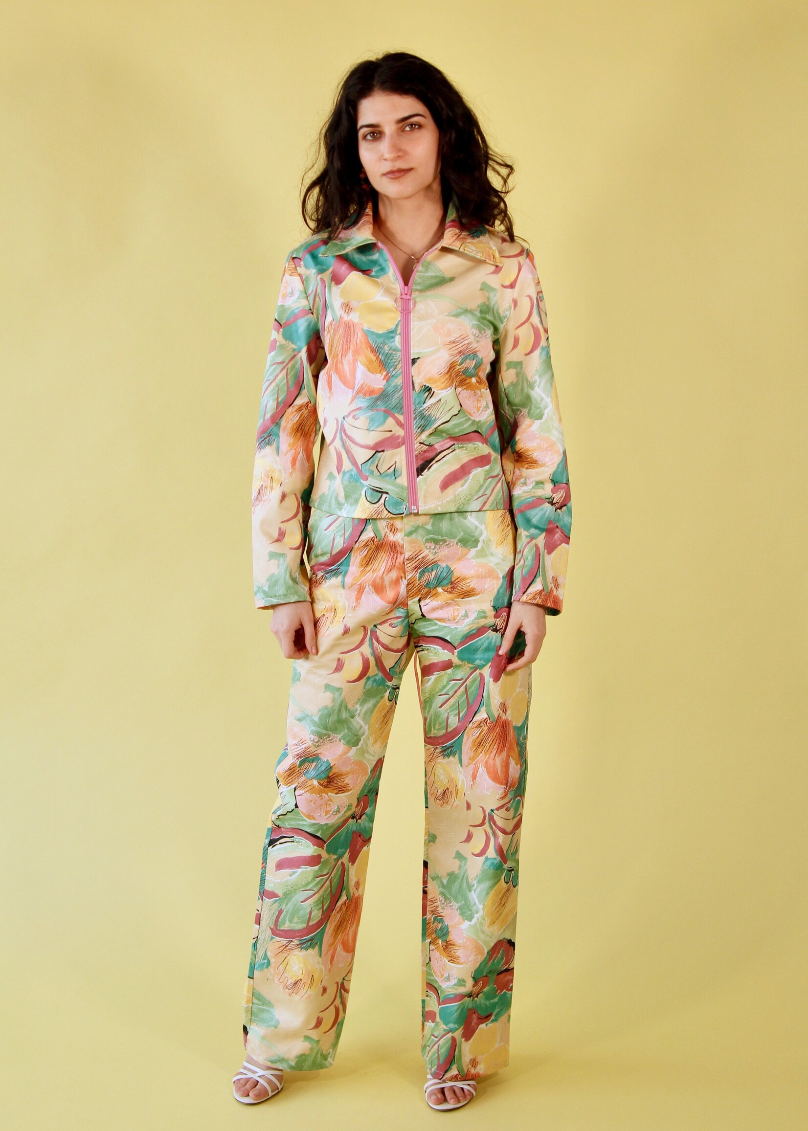 Studio Citizen Studio Citizen Zipper Jacket in Tropical Floral