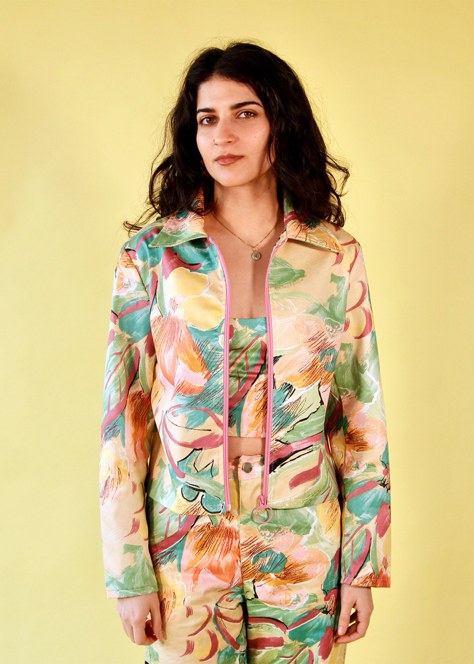 Studio Citizen Studio Citizen Zipper Jacket in Tropical Floral