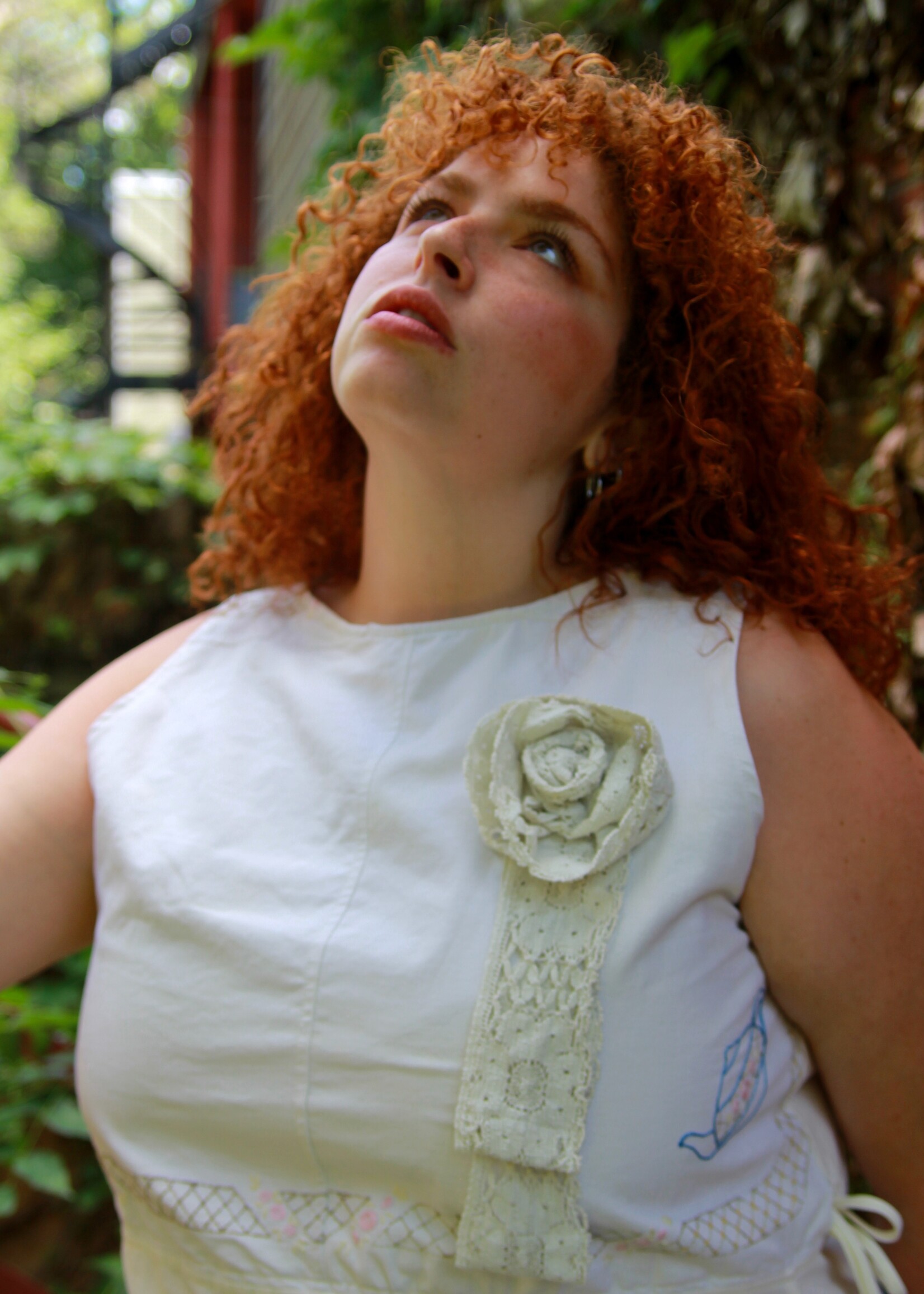 Studio Citizen Mole X Studio Citizen Upcycled Linen Rosette Pin - Lace