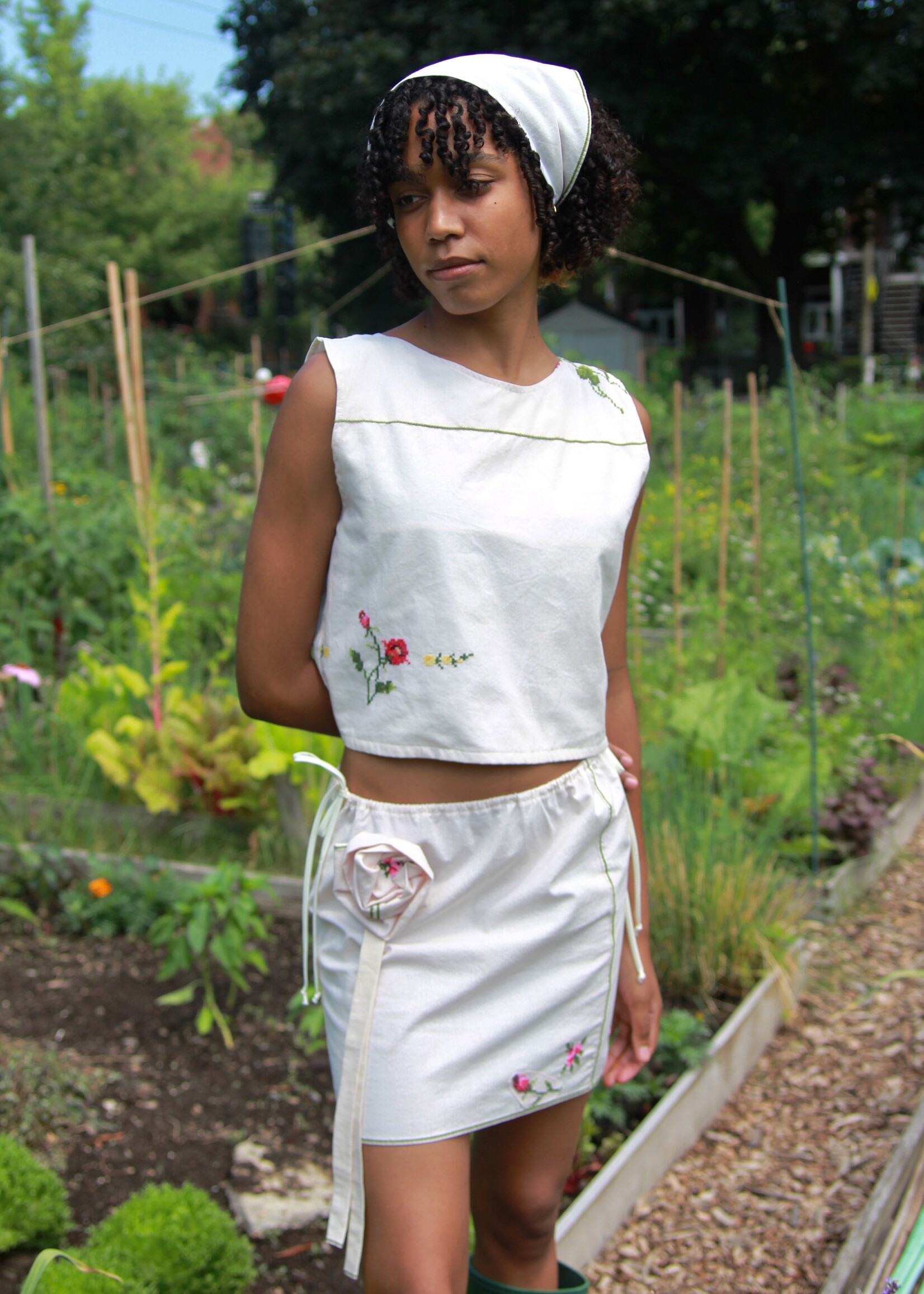 Studio Citizen Mole X Studio Citizen Upcycled Linen Rosette Pin - Cross Stitch