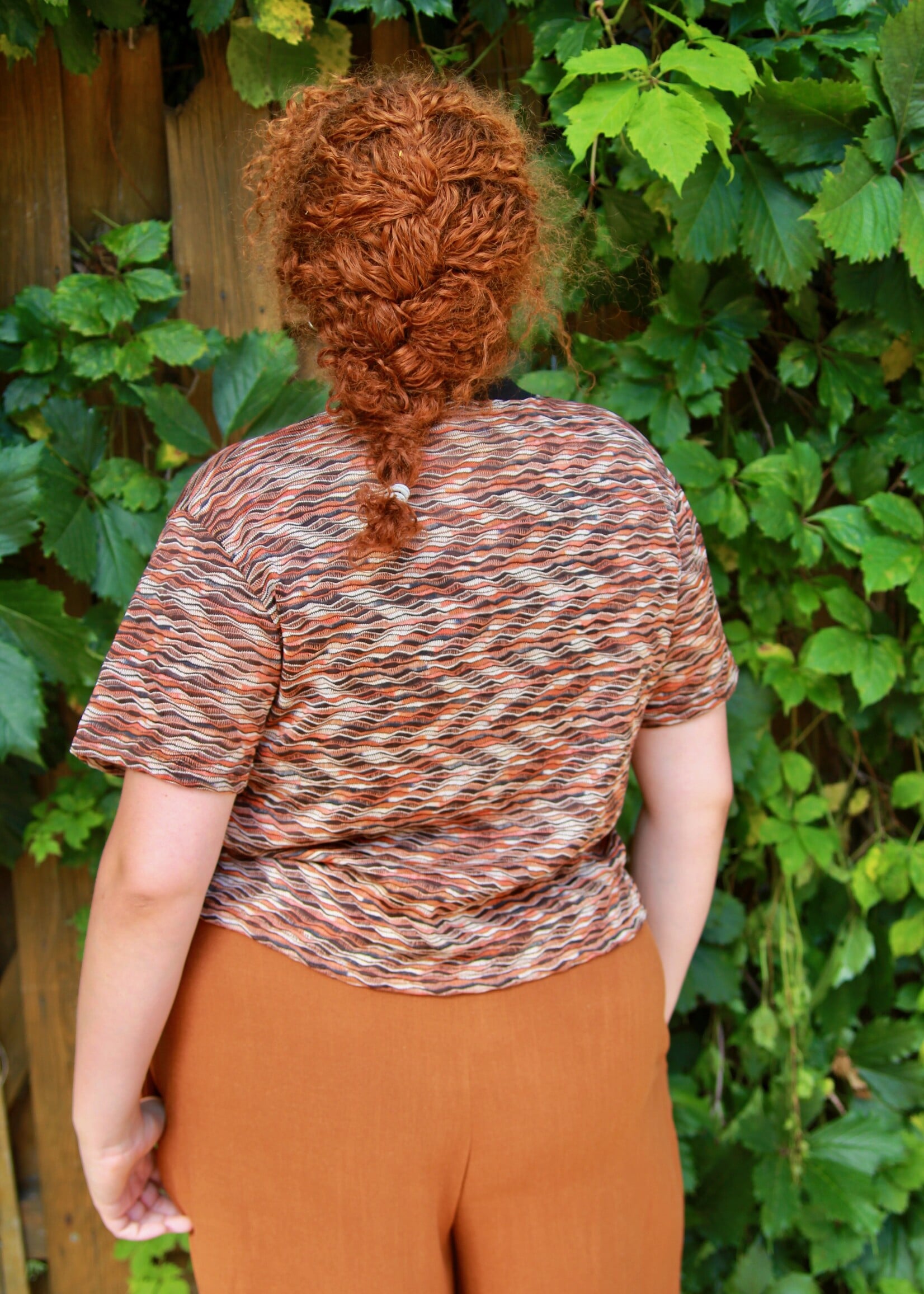 Studio Citizen Studio Citizen Perfect Tee in Brown Wave Knit