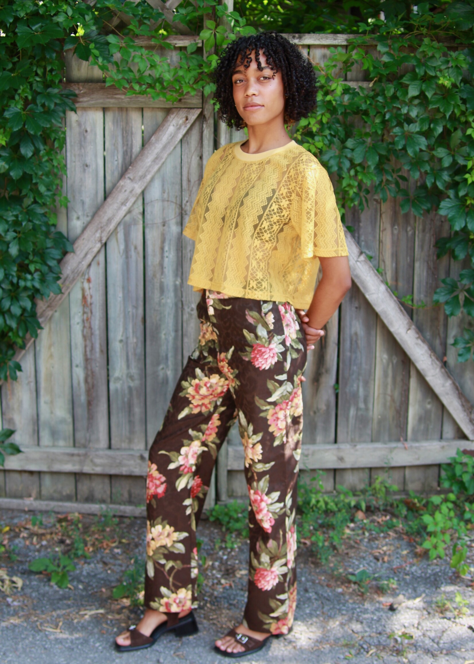 Studio Citizen Studio Citizen Straight Cut Pant in Brown Floral Jacquard