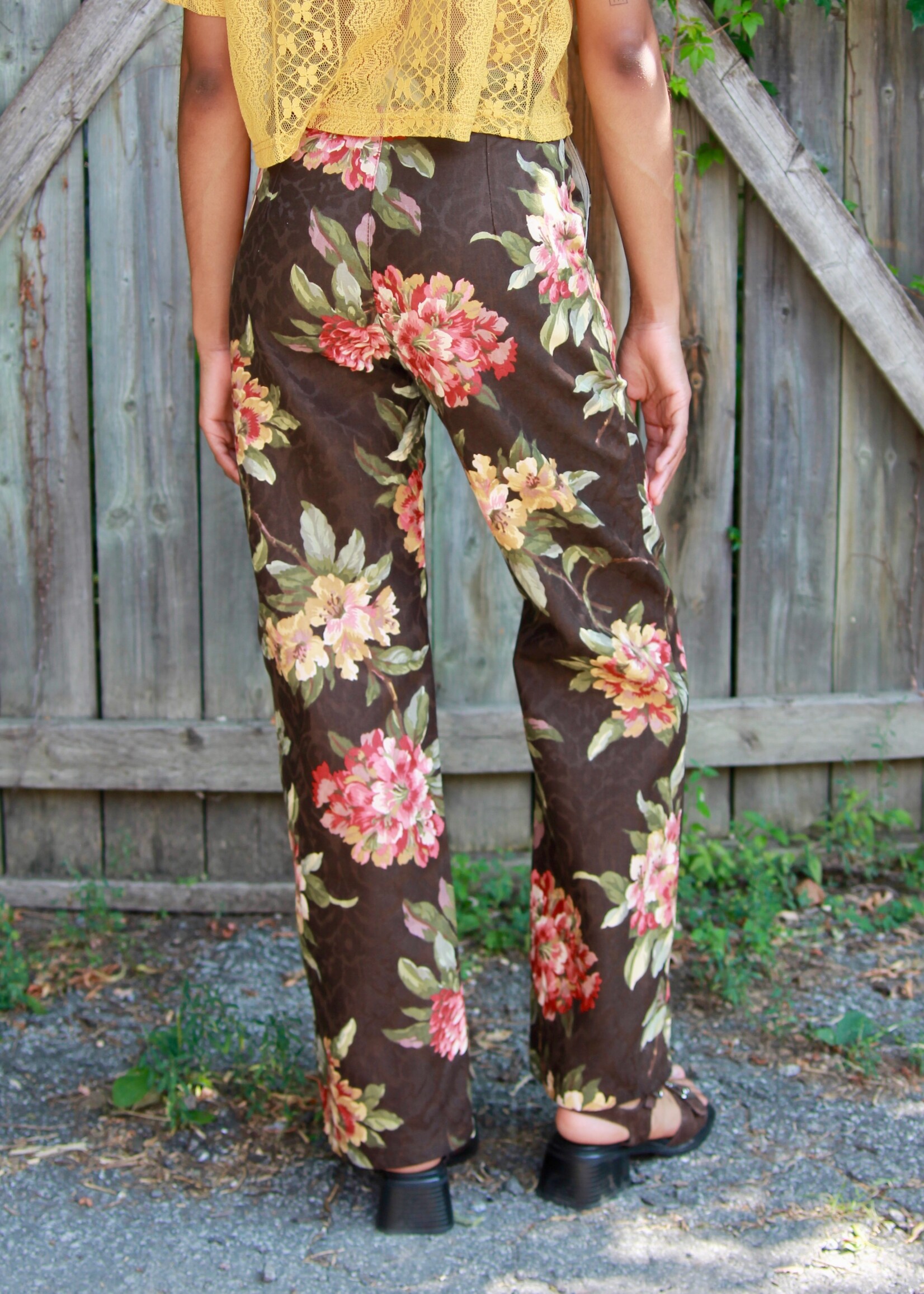 Studio Citizen Studio Citizen Straight Cut Pant in Brown Floral Jacquard