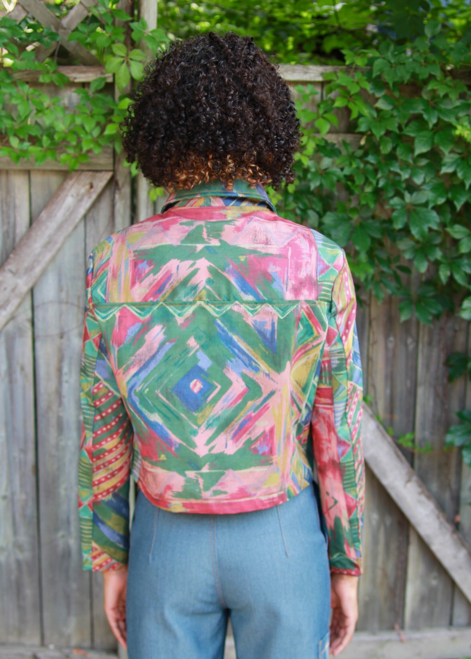 Studio Citizen Studio Citizen Zipper Jacket in 90s Abstract Print