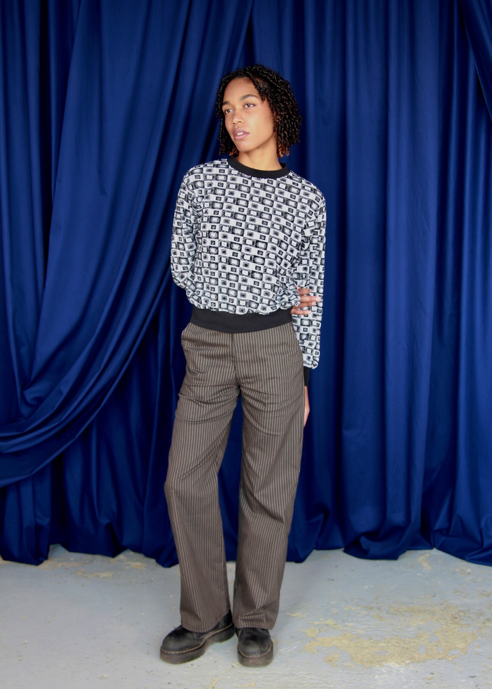 Studio Citizen Studio Citizen Straight Cut Pants in Brown Stripe