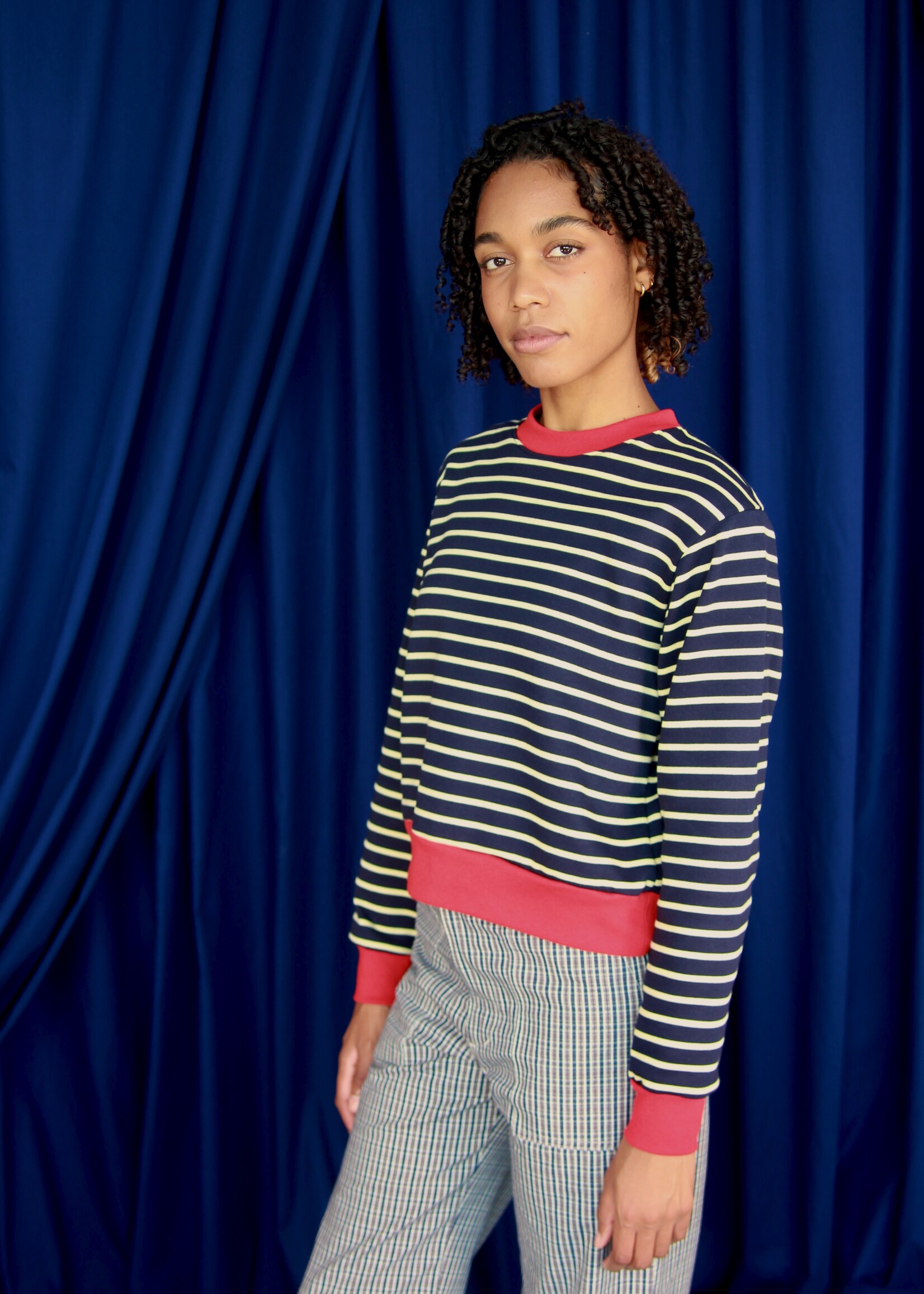 Studio Citizen Studio Citizen Crewneck Sweatshirt in Navy Stripe