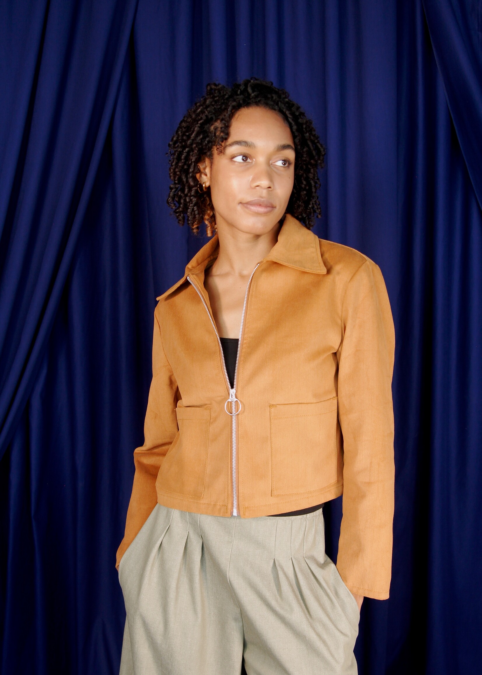 Studio Citizen Studio Citizen Zipper Jacket in Brown Ochre