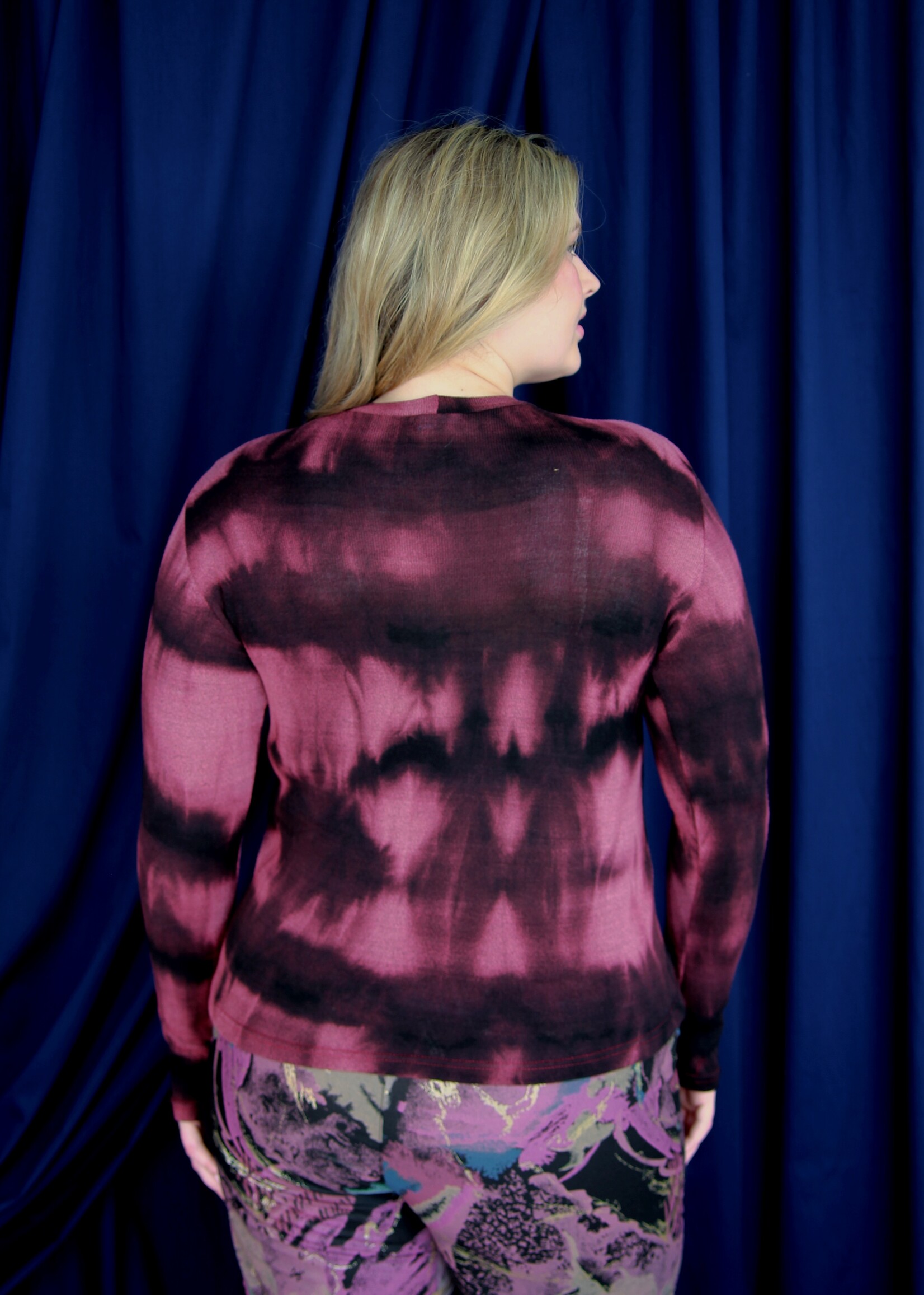 Studio Citizen Studio Citizen Fitted Top in Burgundy Marbled Knit