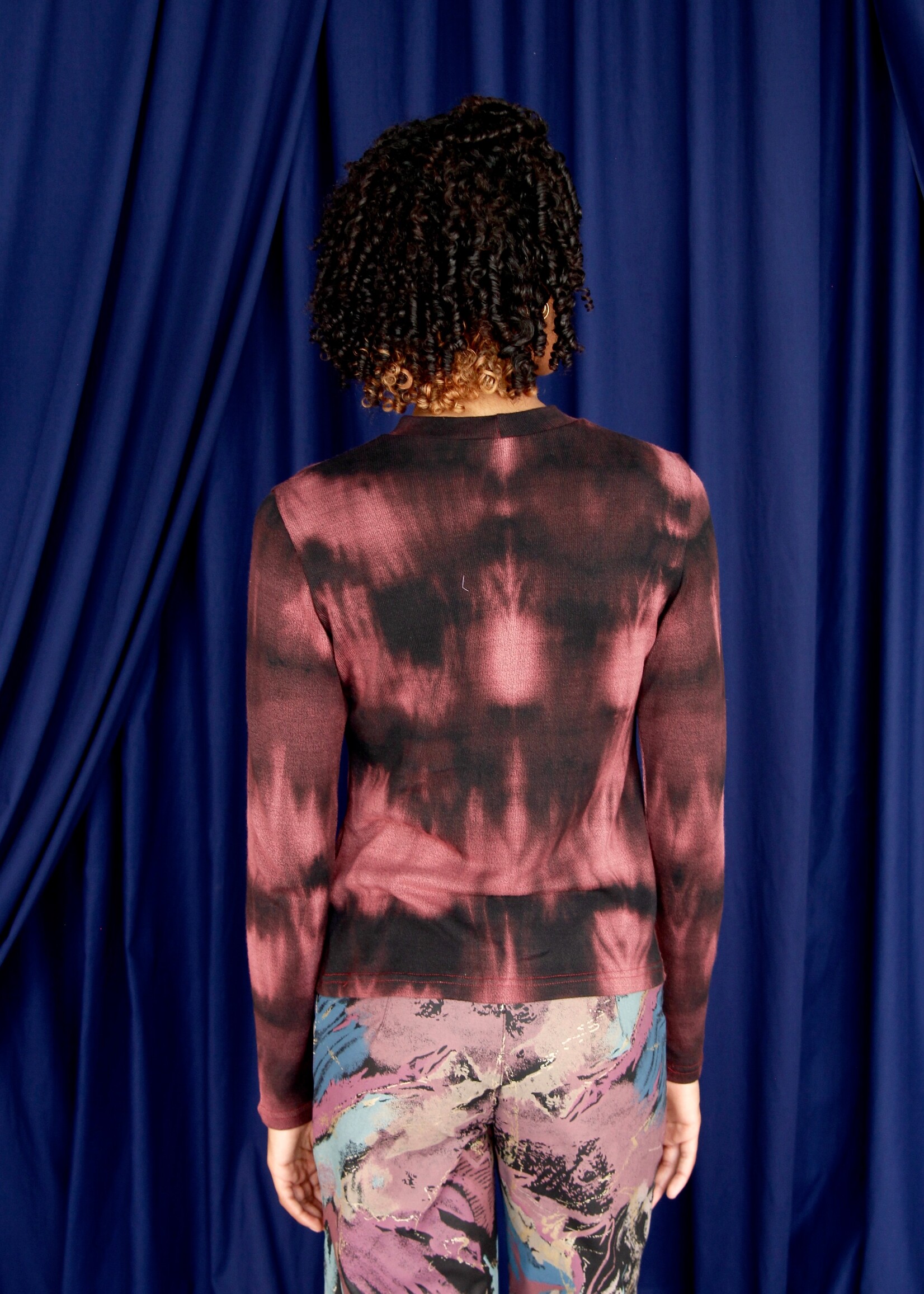 Studio Citizen Studio Citizen Fitted Top in Burgundy Marbled Knit